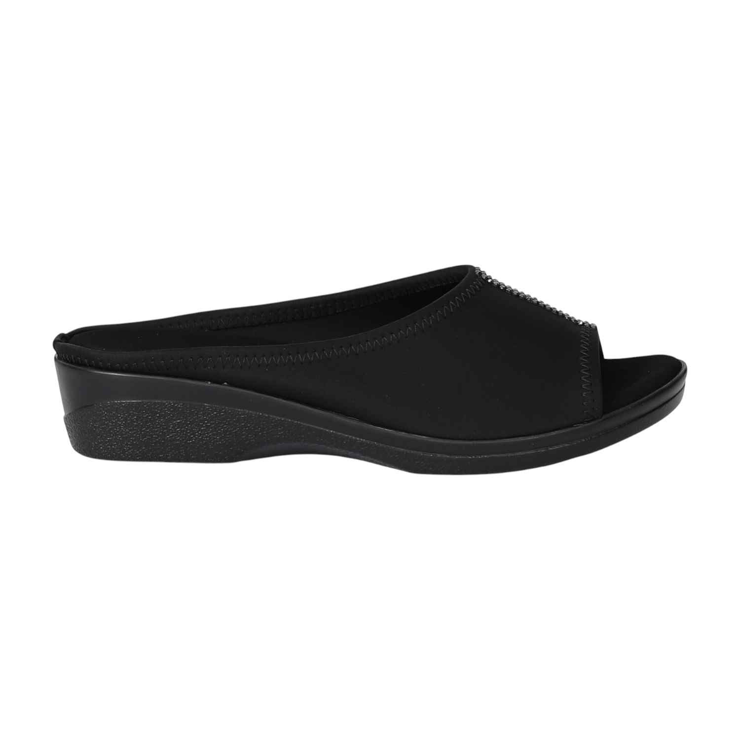 Women Black Sleek Sandals