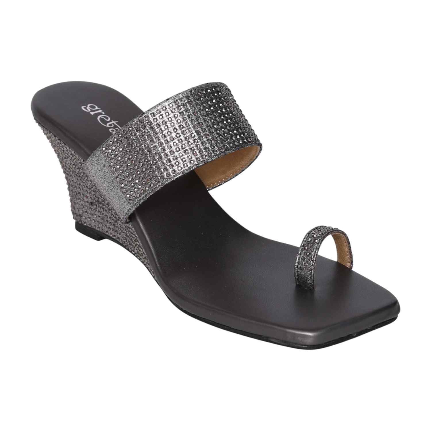 Elegant Silver Studded Toe-Ring Wedge Sandals