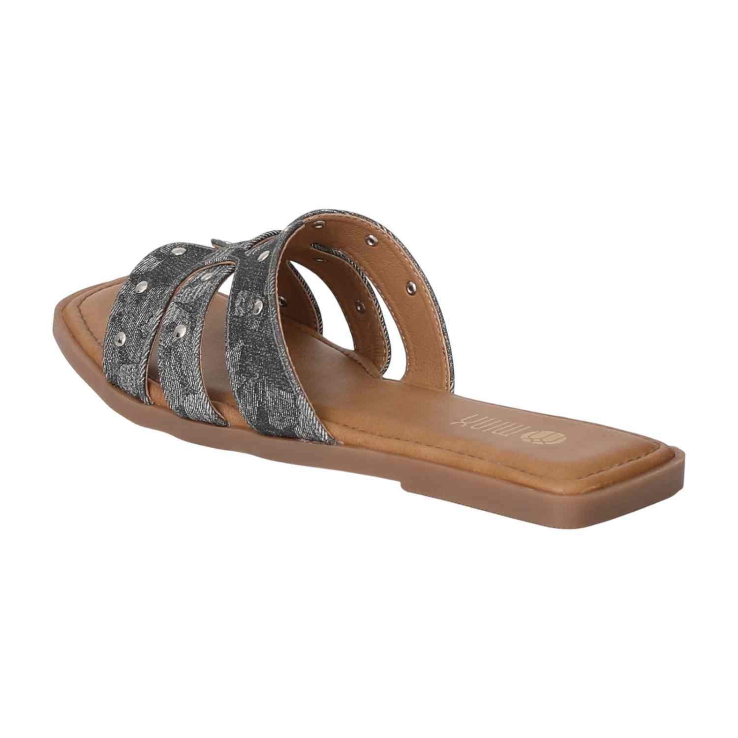 Women Noir Charm Flats