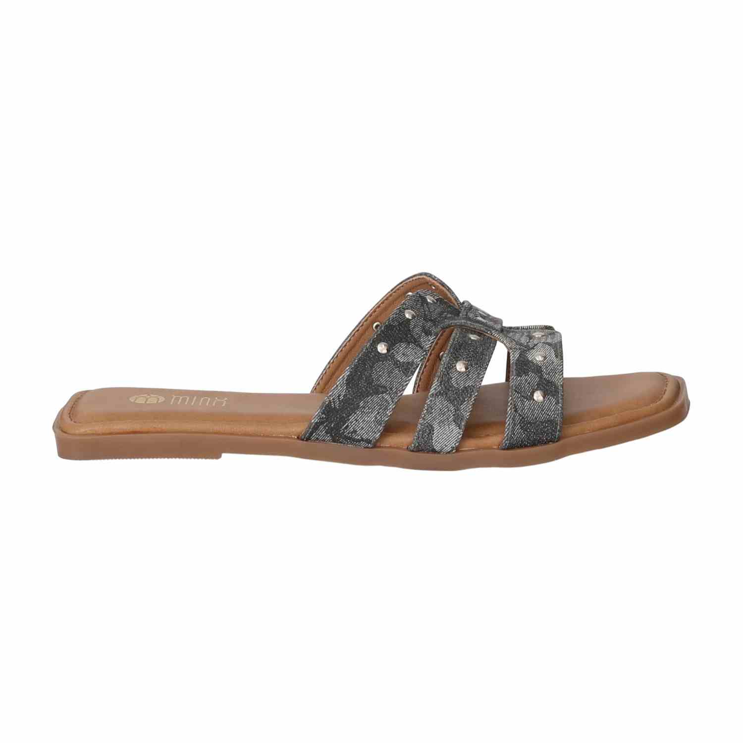Women Noir Charm Flats