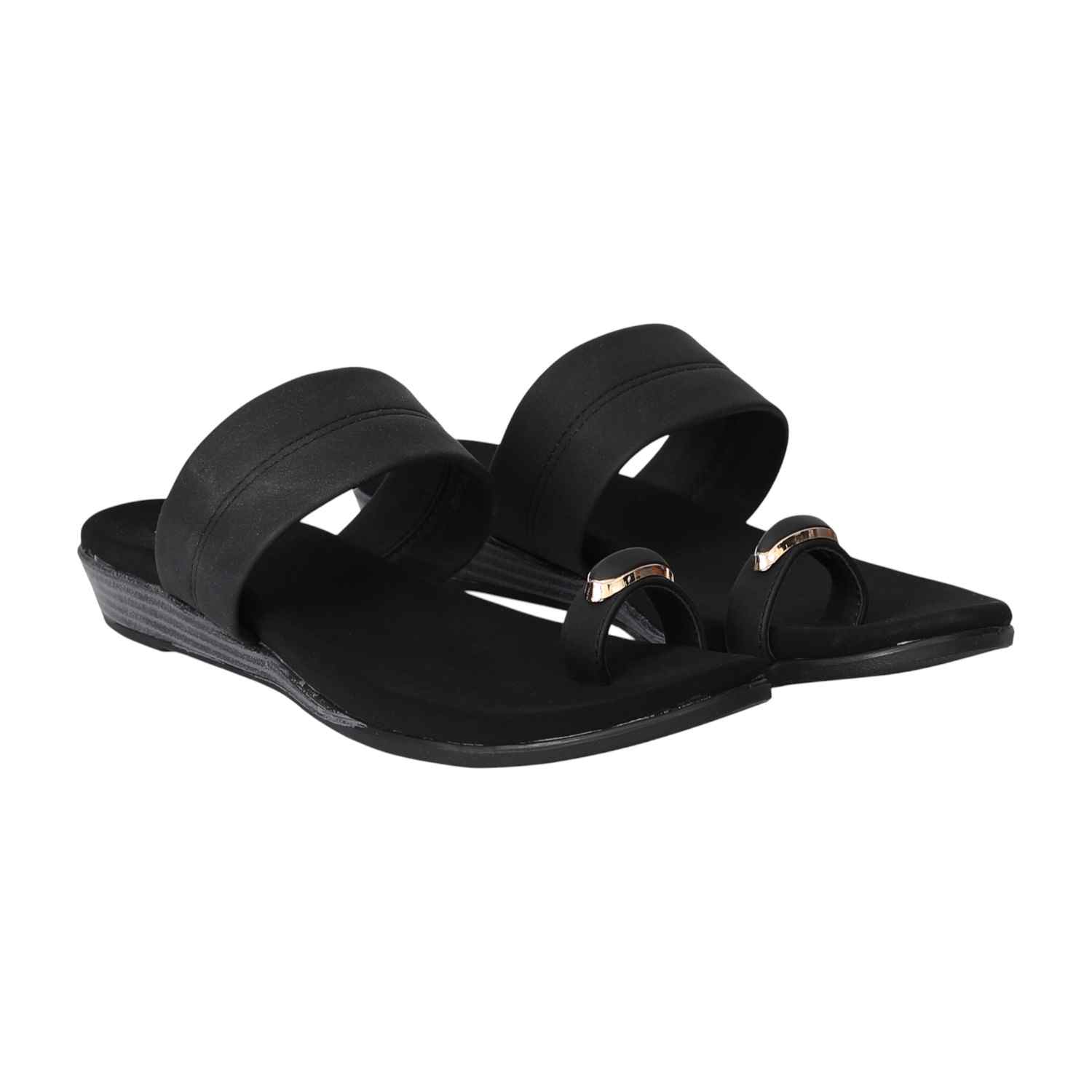 Women Black TrendGlide Sandals