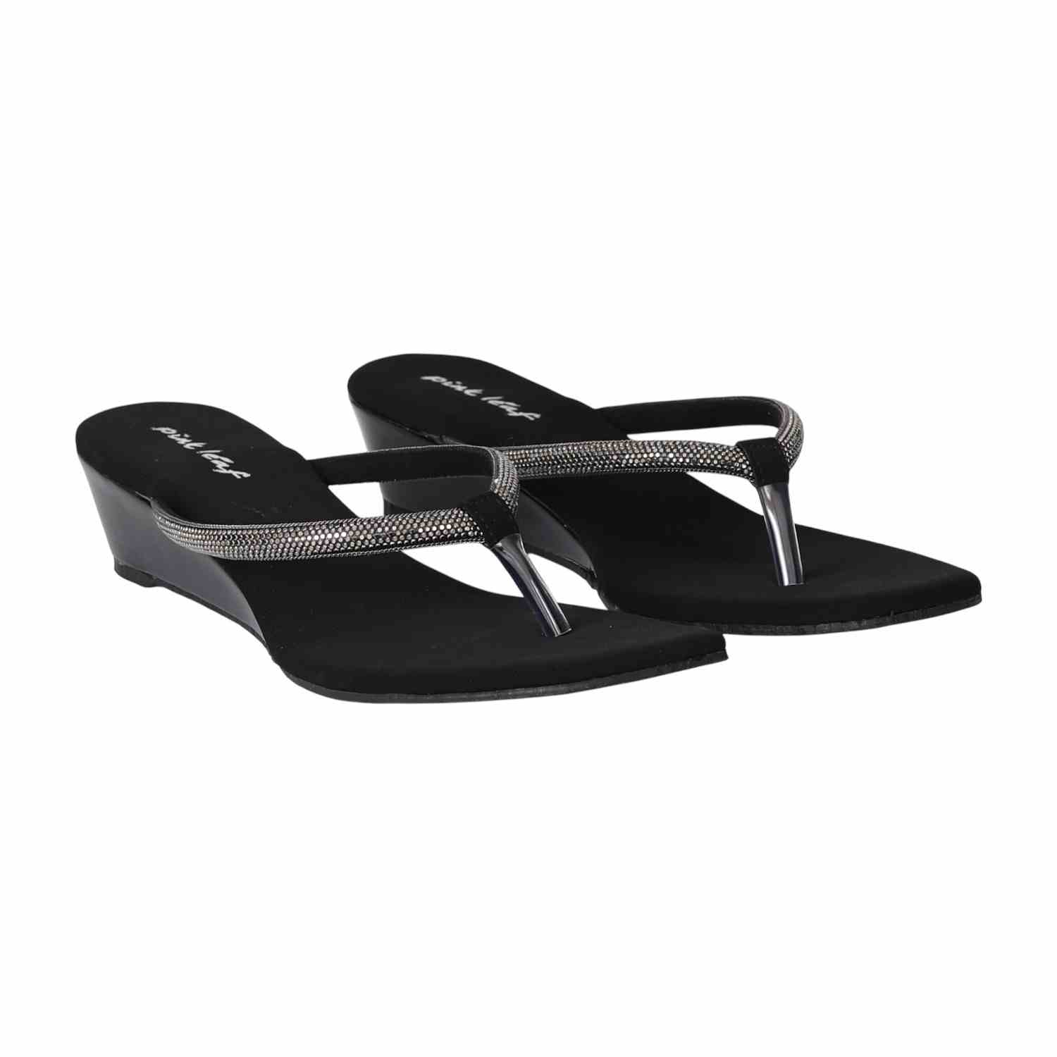 Women Chic Noir Wedge Sandals