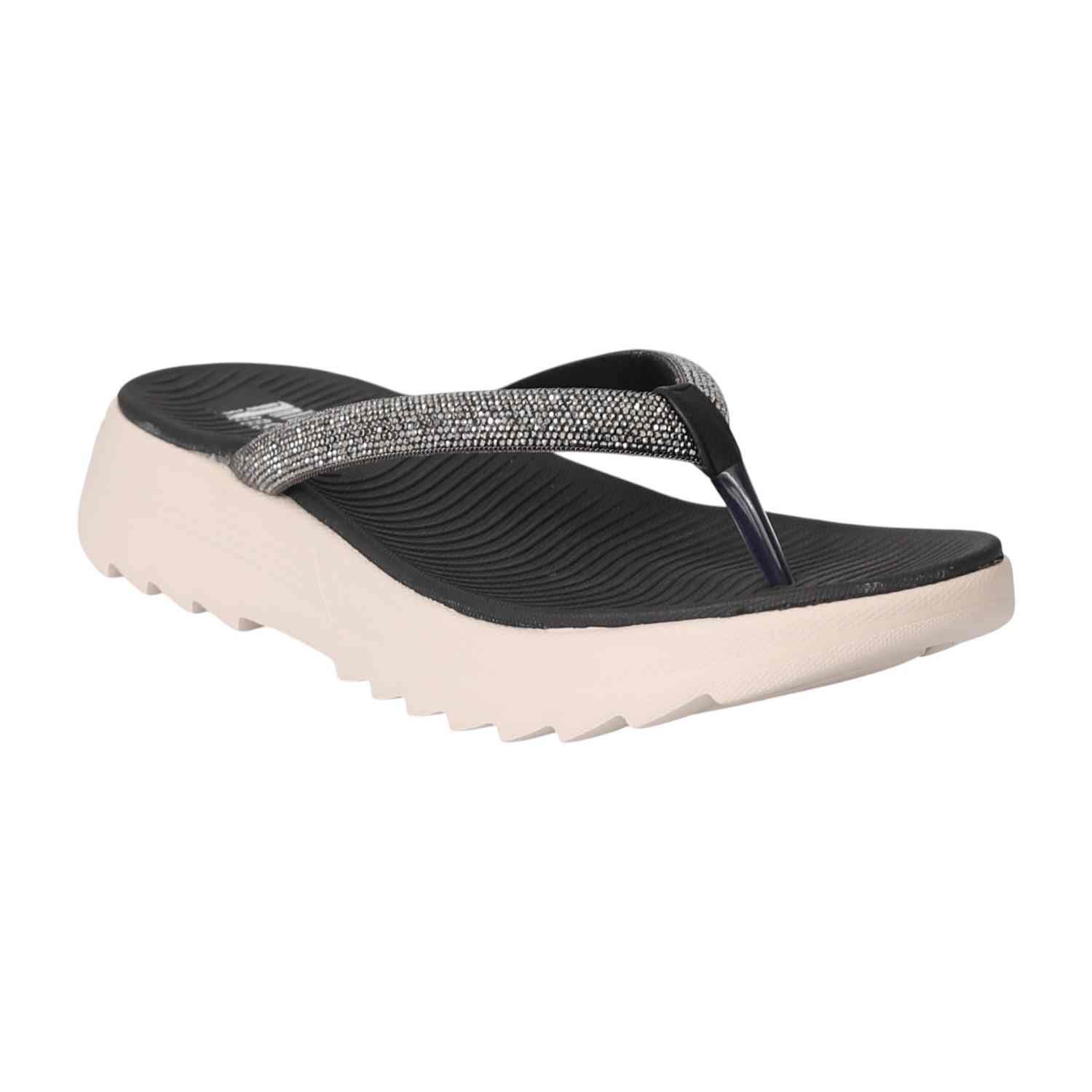 Women Modern Edge Flip-Flop Sandals