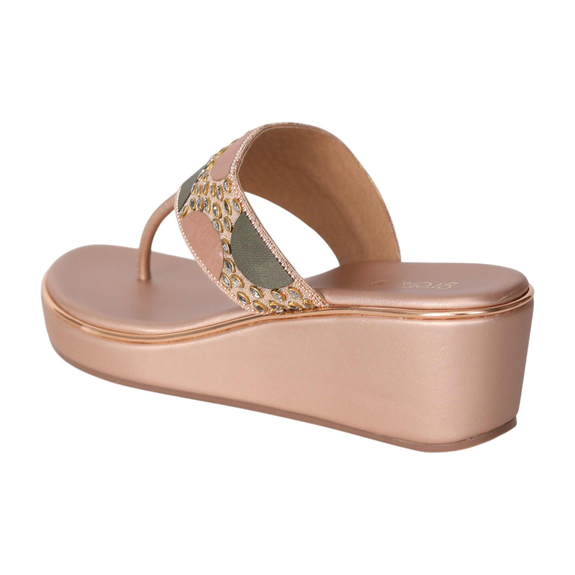 Peach Trendy Thong Heeled Sandals