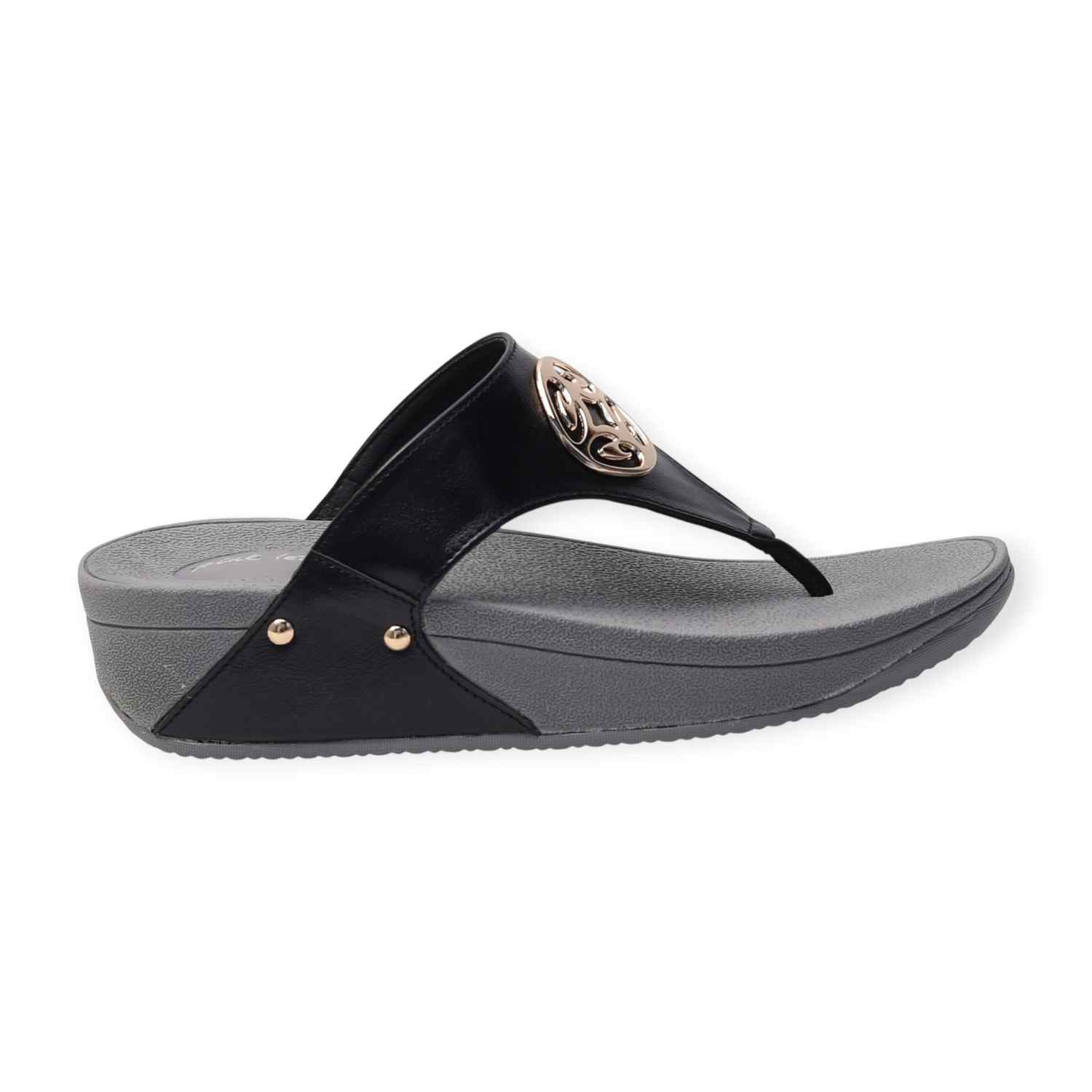Pinkleaf Women’s Black Metallic Sandals