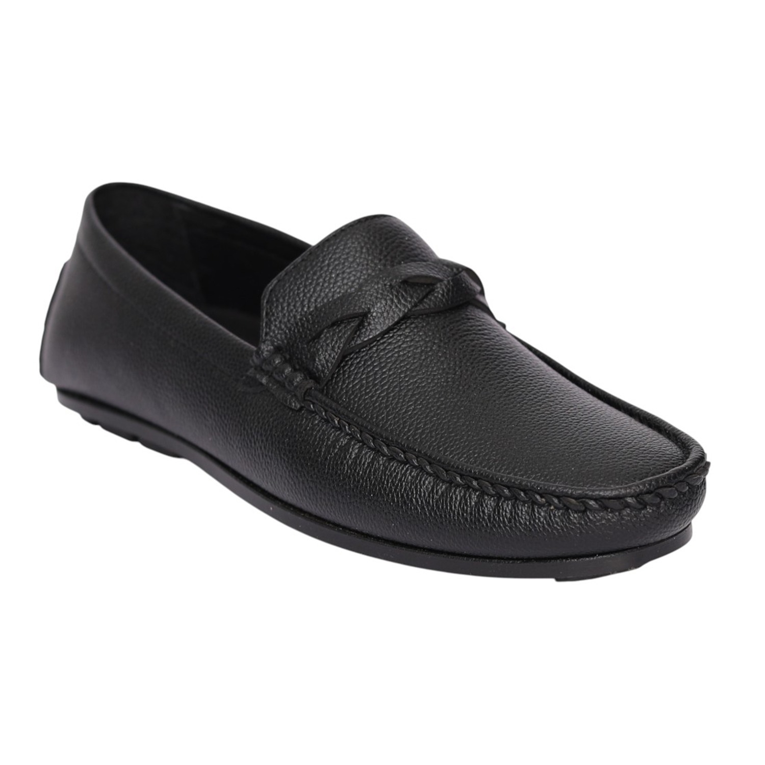 Men Black Sleek Moc-Toe Loafer