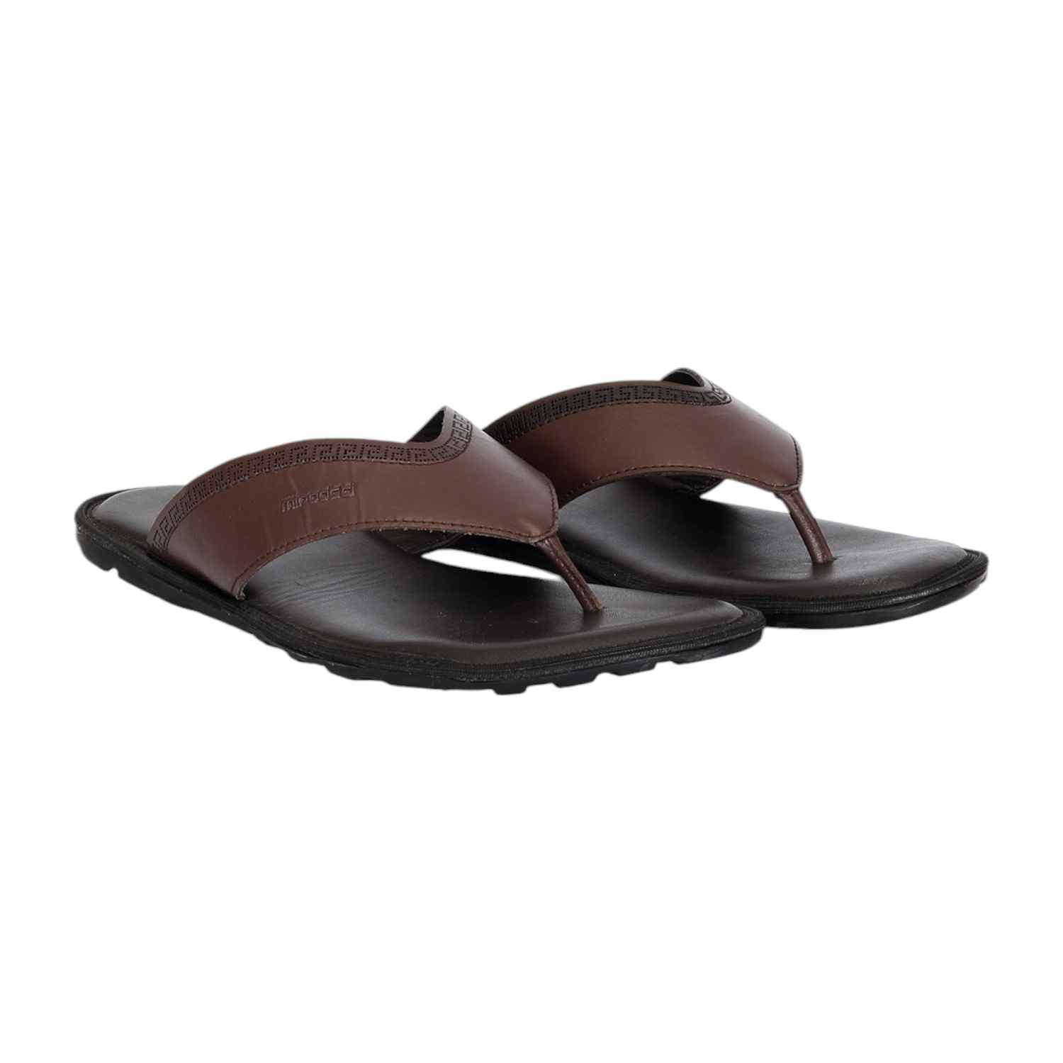 Men Brown Thongs with Simple Detailing