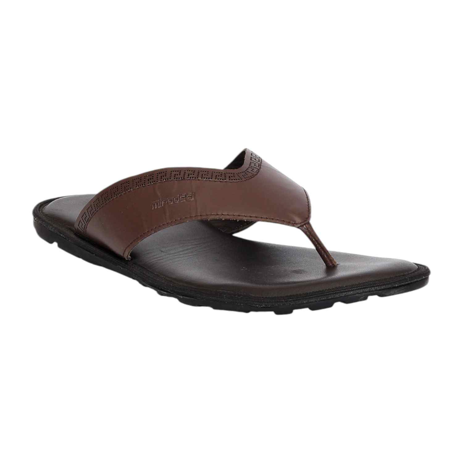 Men Brown Thongs with Simple Detailing