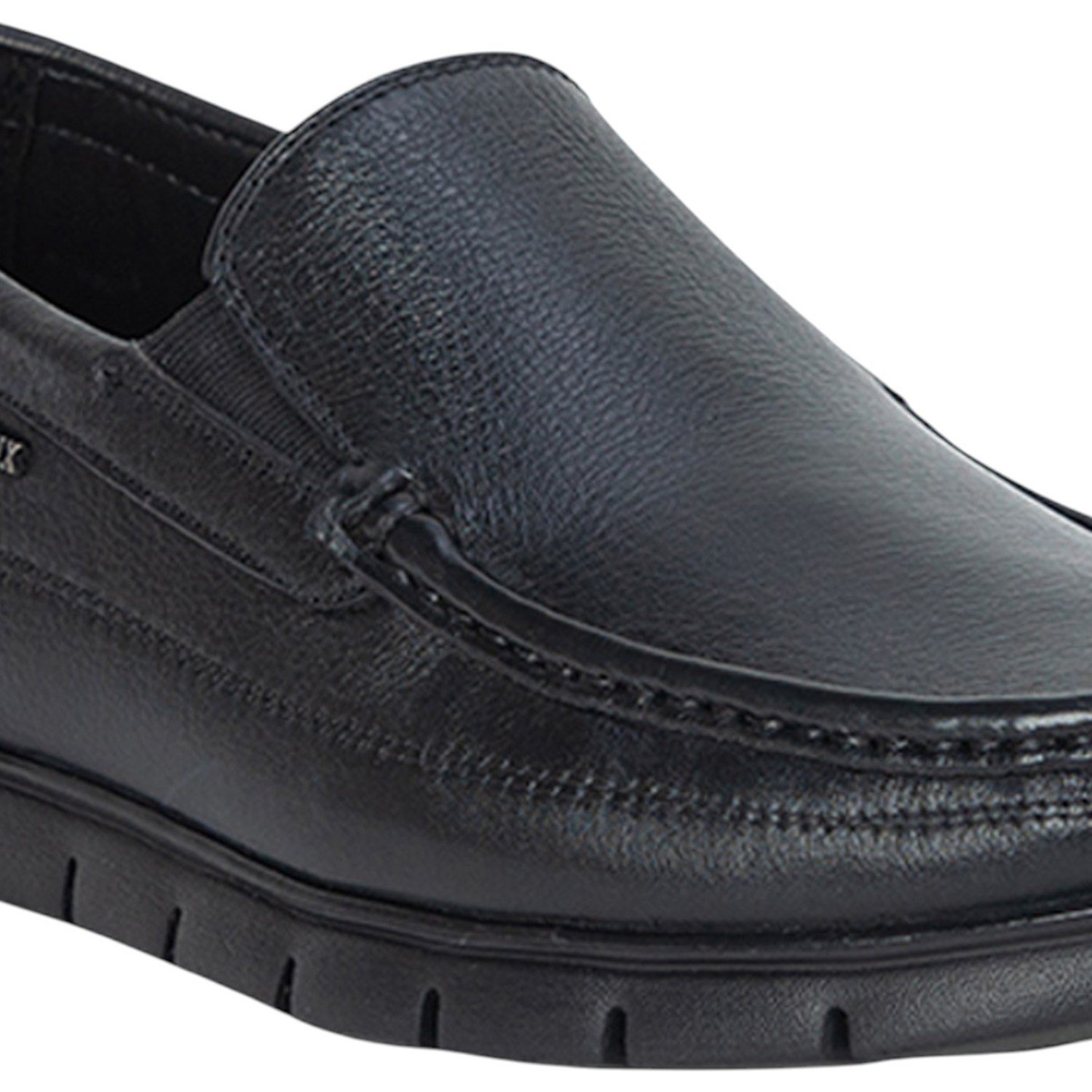 Men Black Genuine Leather Slip-On Loafers