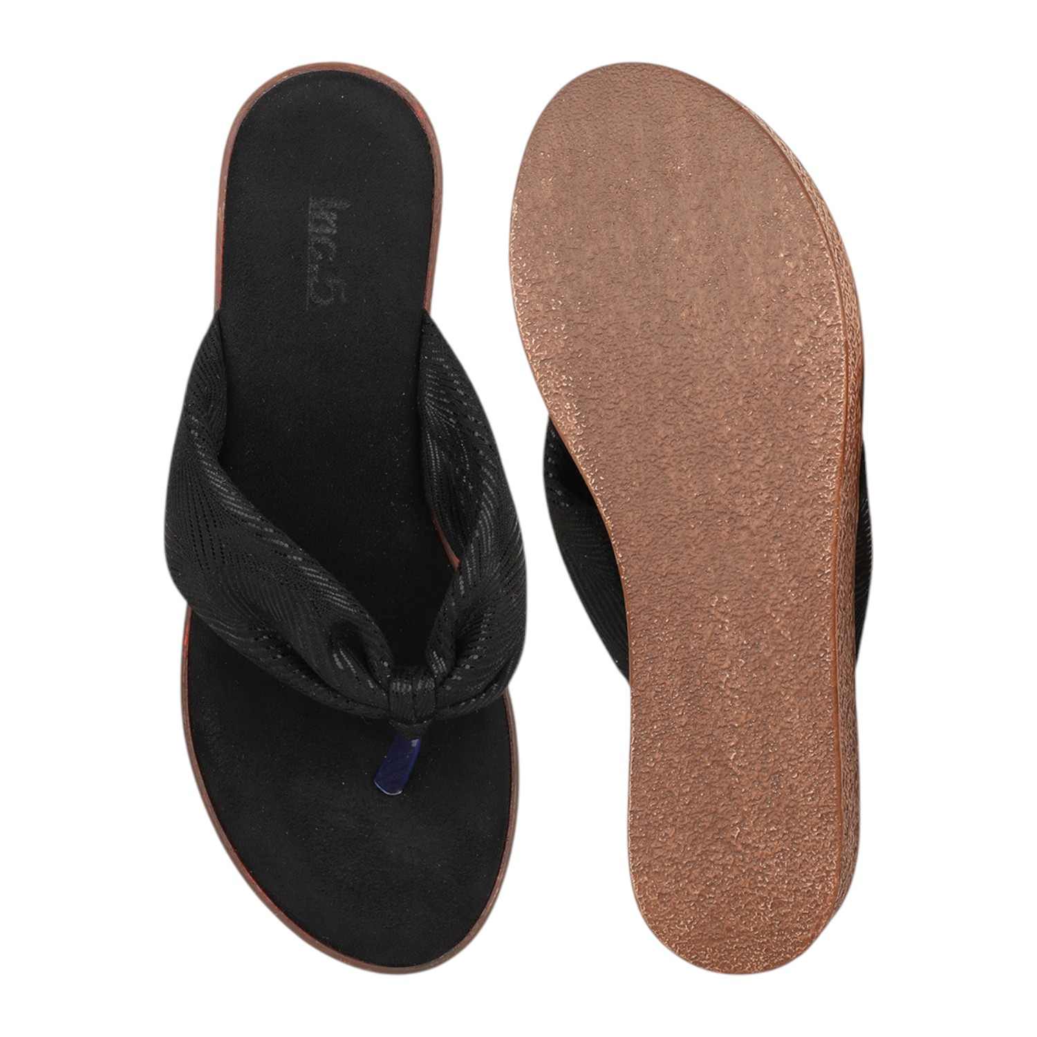 Women Antique Grey & Black Leaf Pattern Wedge Thong Sandals