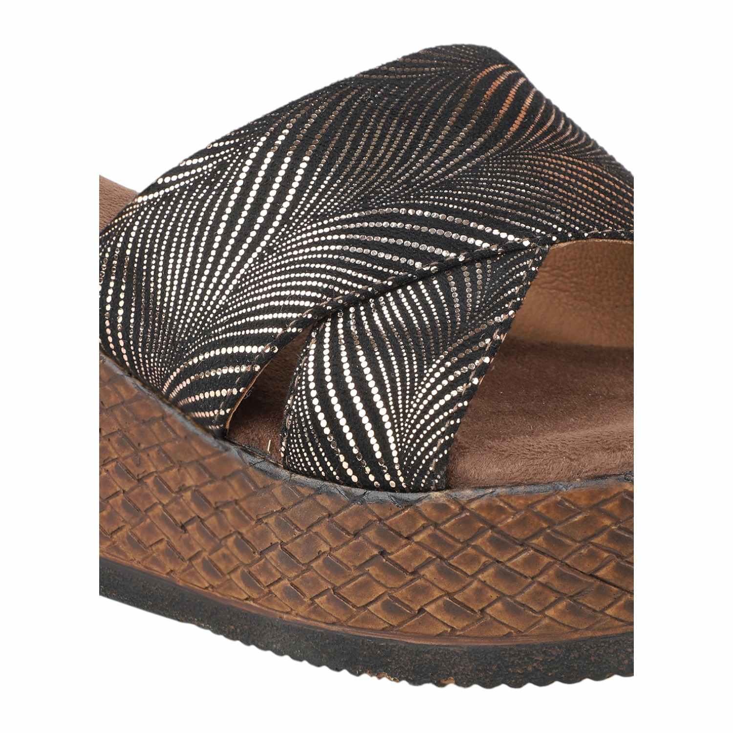 Women Antique Gold & Black Patterned Wedge Sandals