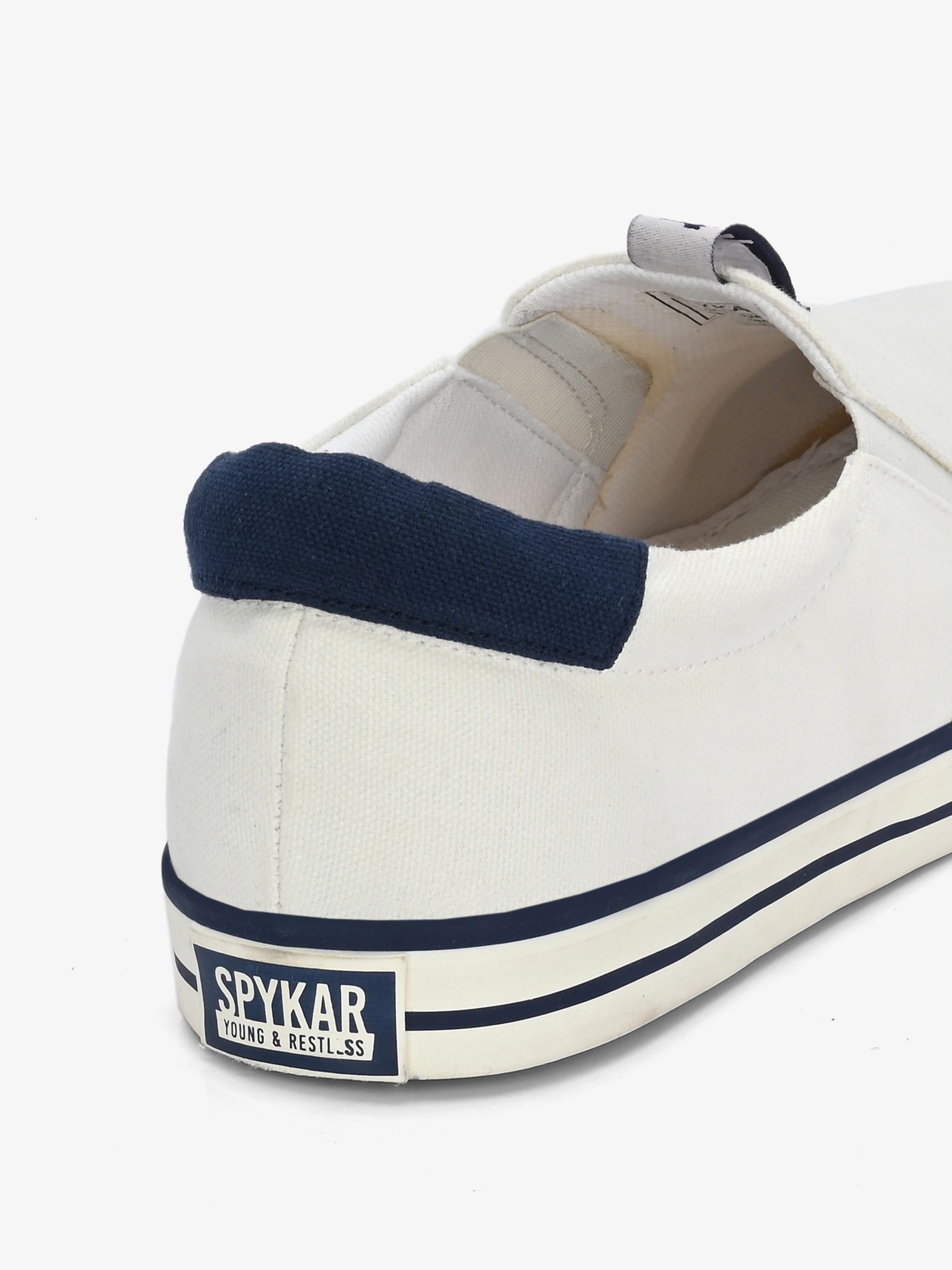 Sopheak Men White-Navy Oldschool Slip On Sneaker