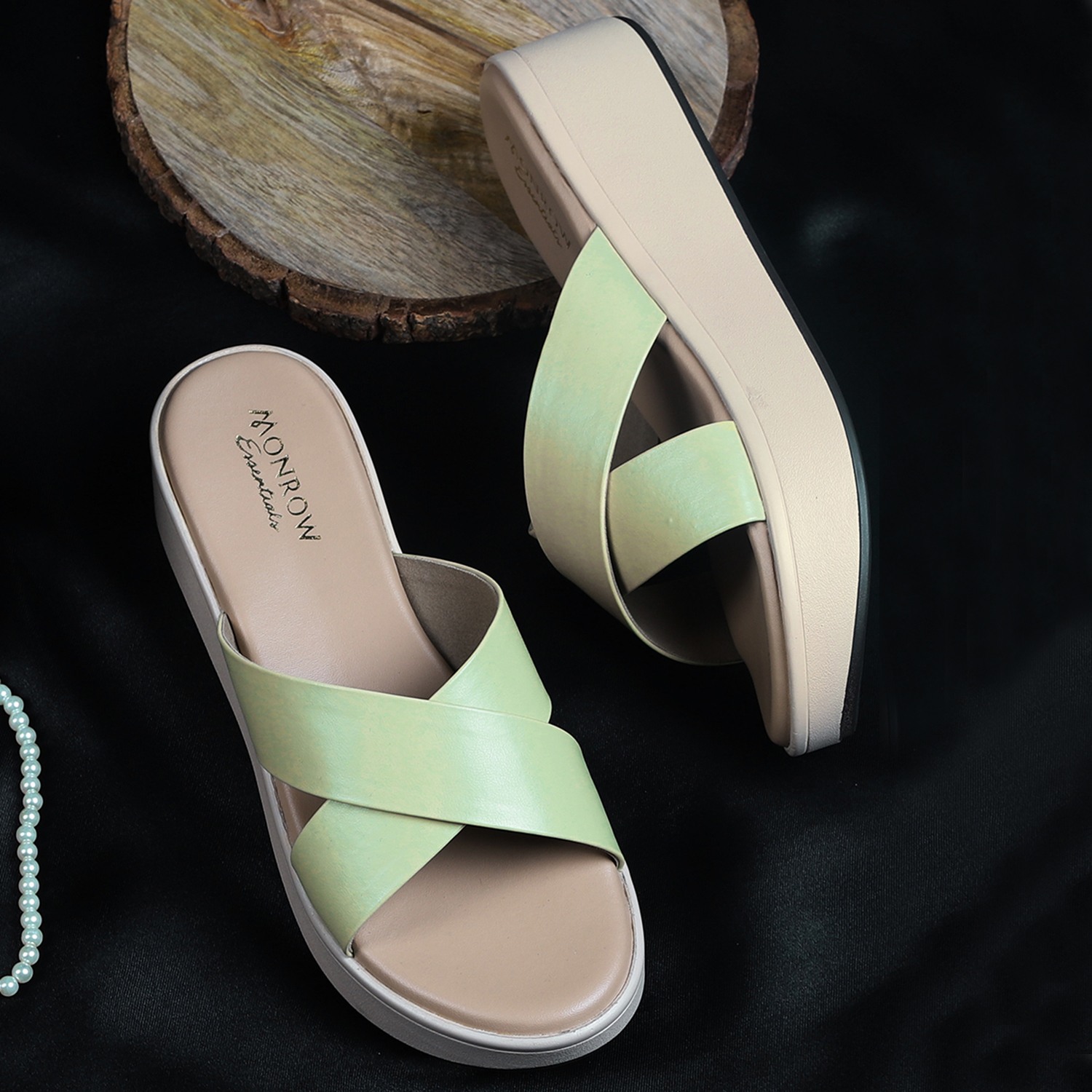 Monrow Noel Green Wedge Heels