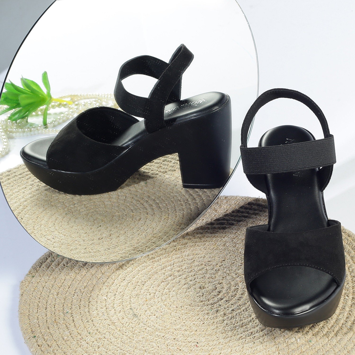 Monrow Dhriti Black Platform Heels