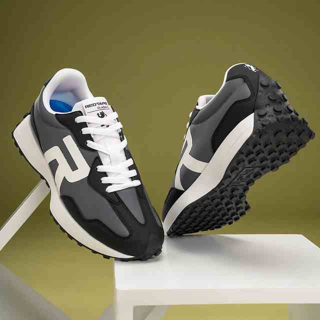 Men’s Grey & Black Lace-Up Casual Sneakers