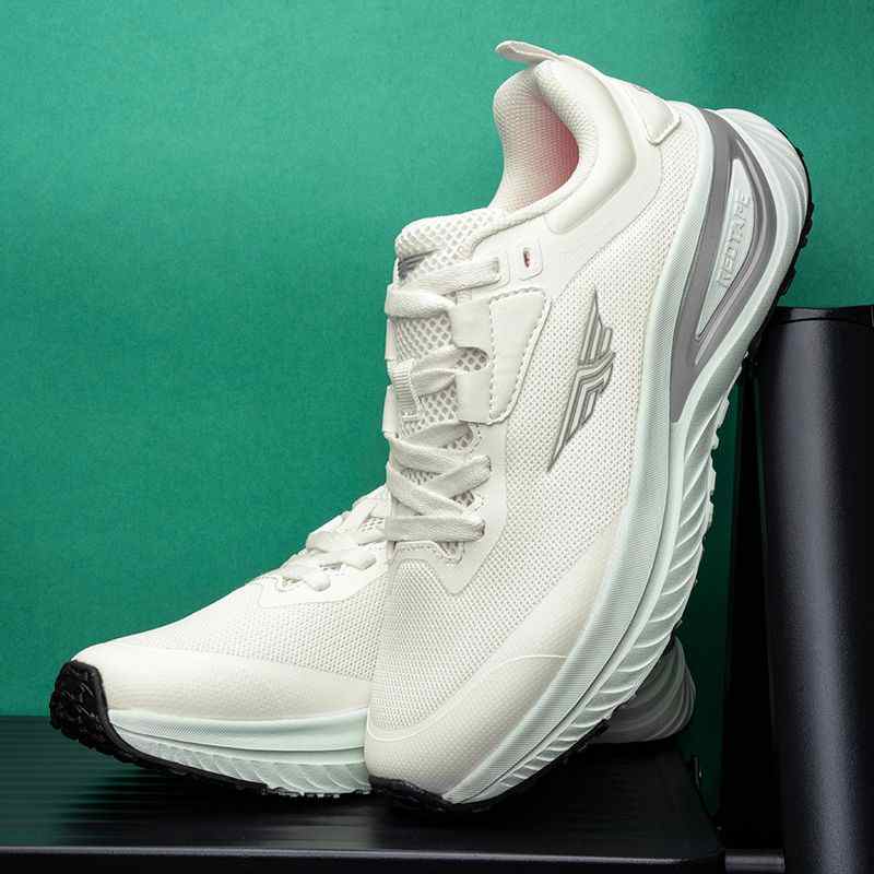 Women White Breathable Mesh Sports Shoes