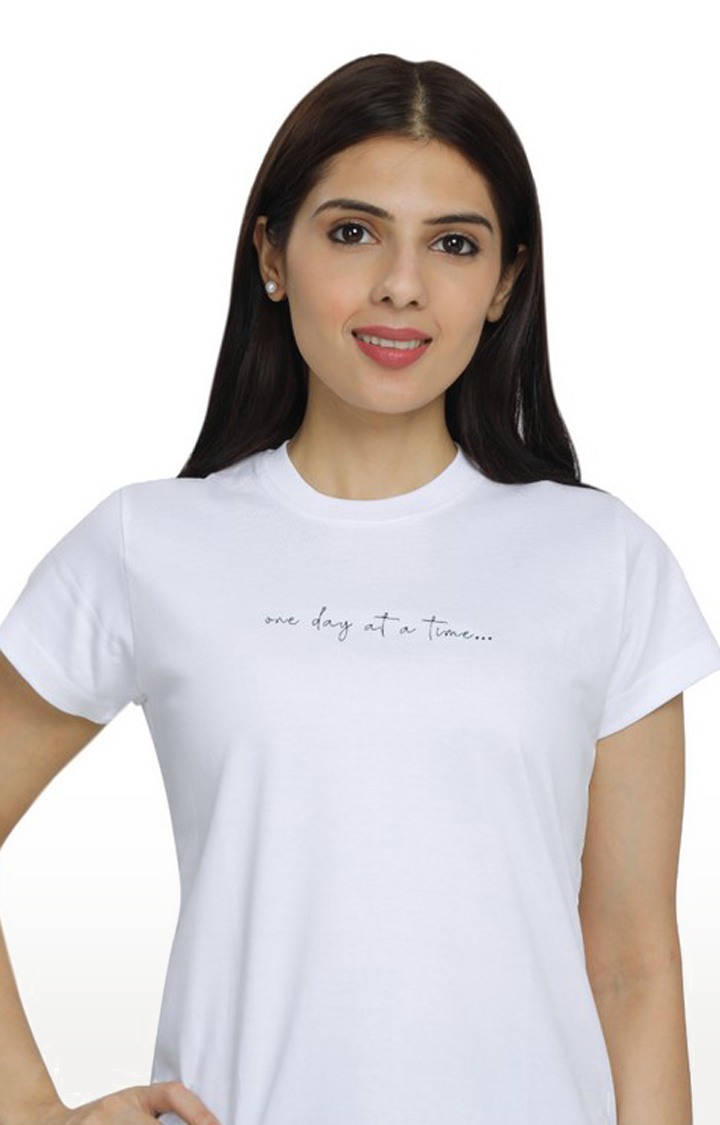 One store day tee