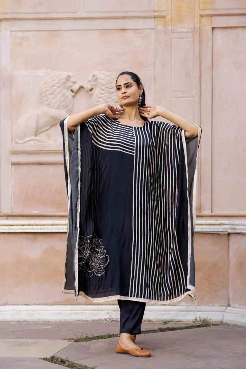 Elegant Black & White Kaftan Set