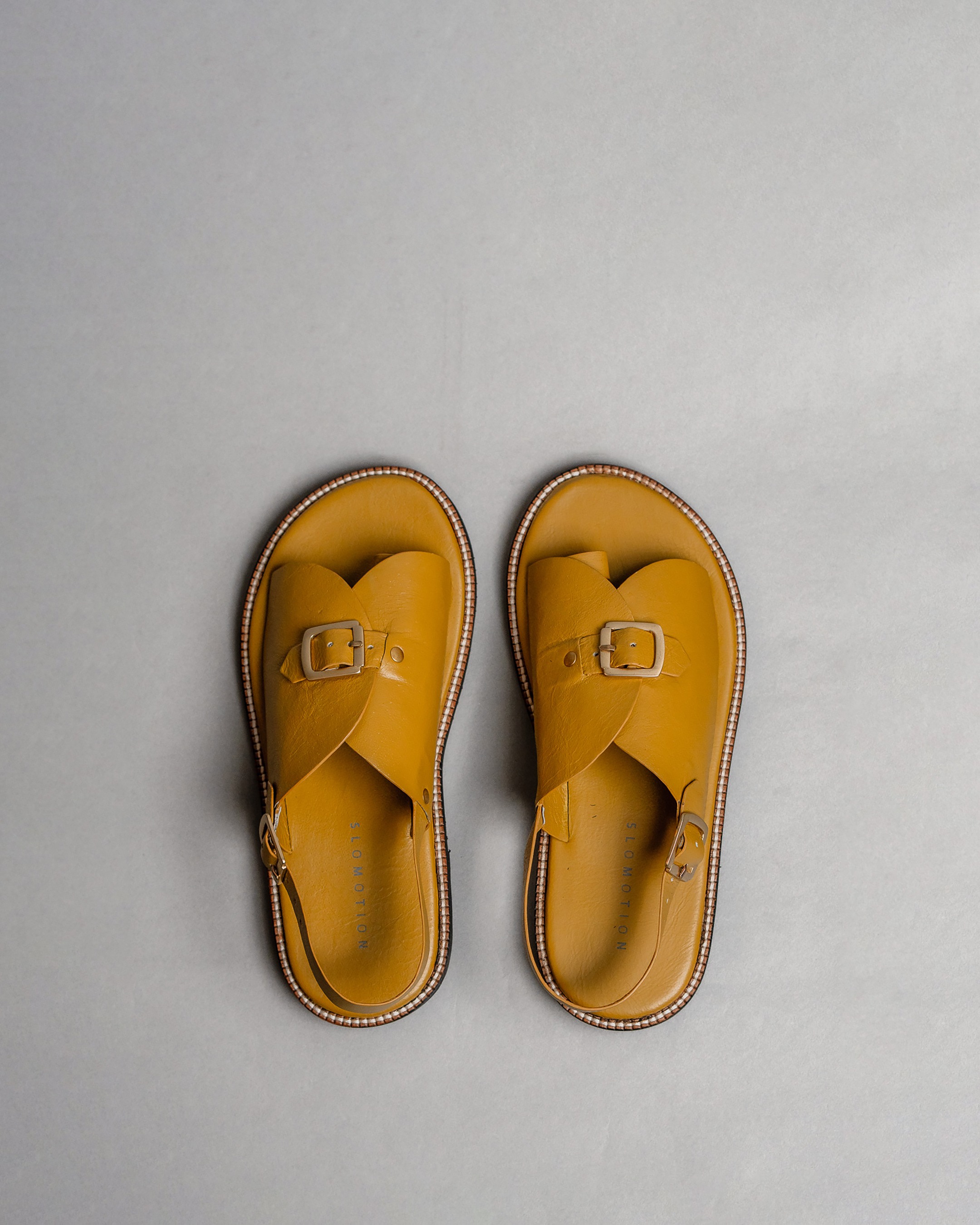 Envelope Welt Sandals Single Buckle