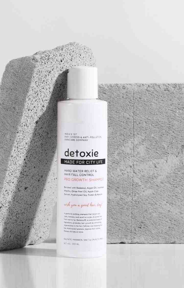 Detoxie - Hard Water Relief & Hair Fall Control Pro Growth Shampoo - 200ml
