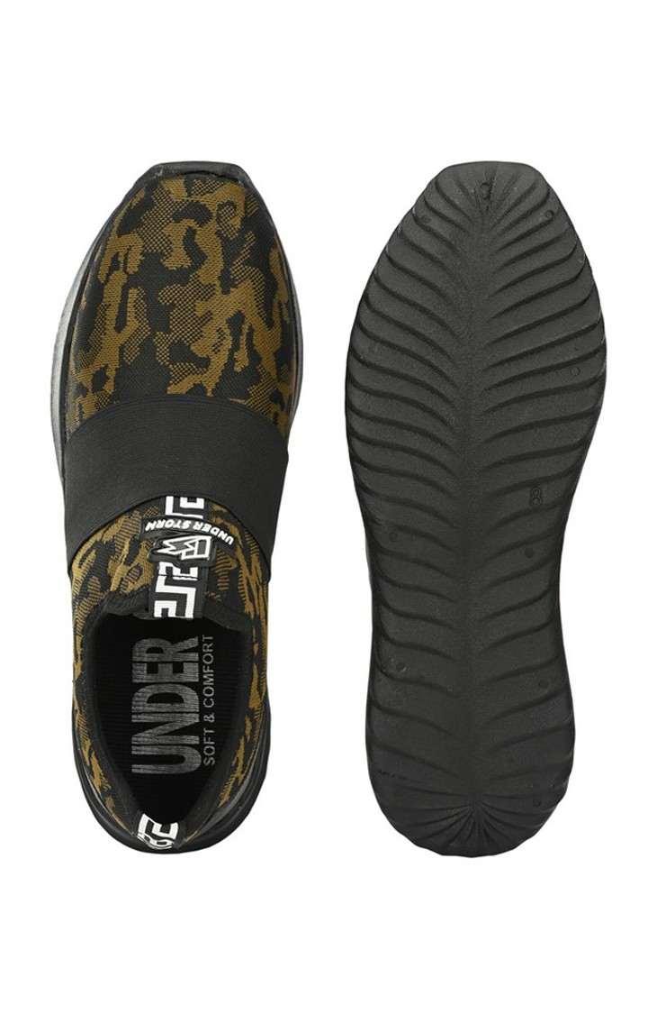 Green Airwalk Camo Running Shoes
