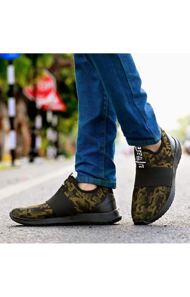 Green Airwalk Camo Running Shoes