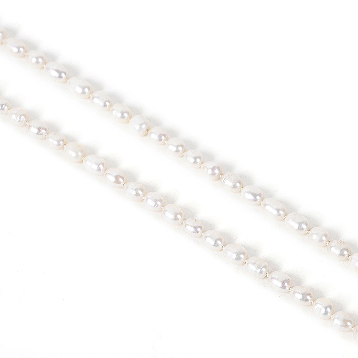 Shiv Ratan Kendra Natural Pearl Mala to balance Moon Planet, Mental Well Being & Anger Control II Length 30-35 CM II Weight: 35-40 Grams II