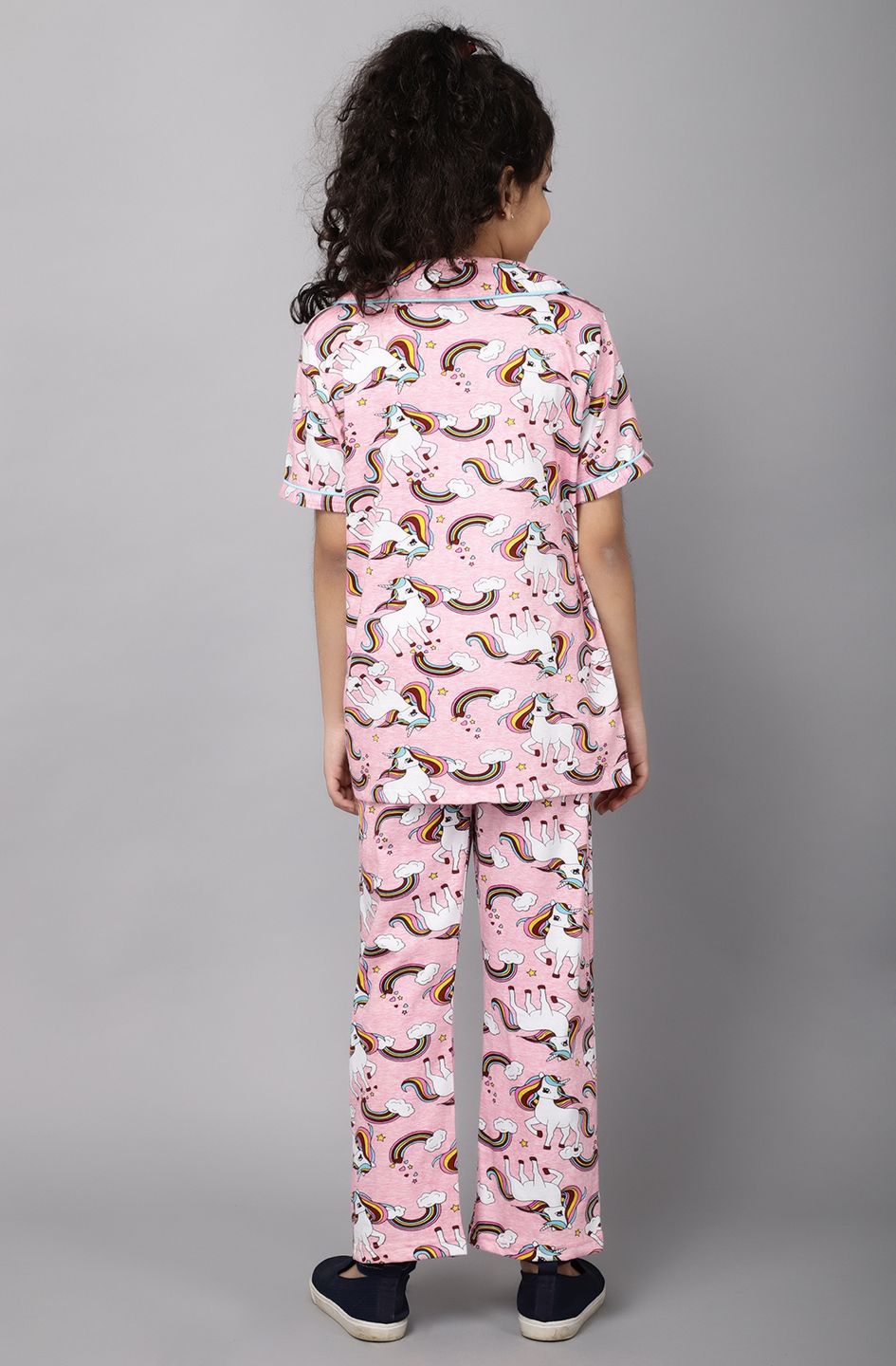 Ninos Dreams Unicorns Printed Half Sleeves Girls Night Suit-Pink