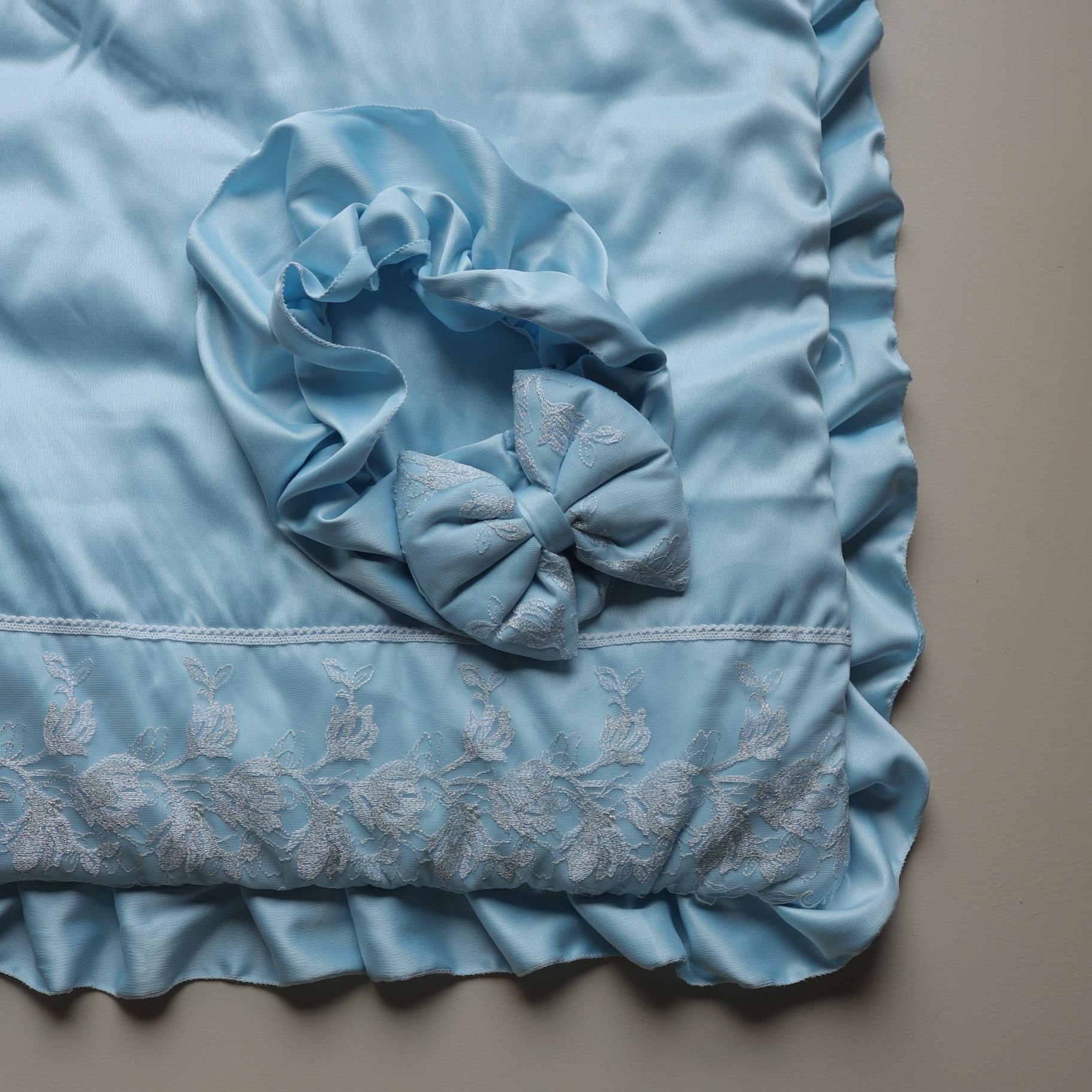 Frosted Bloom Wrap