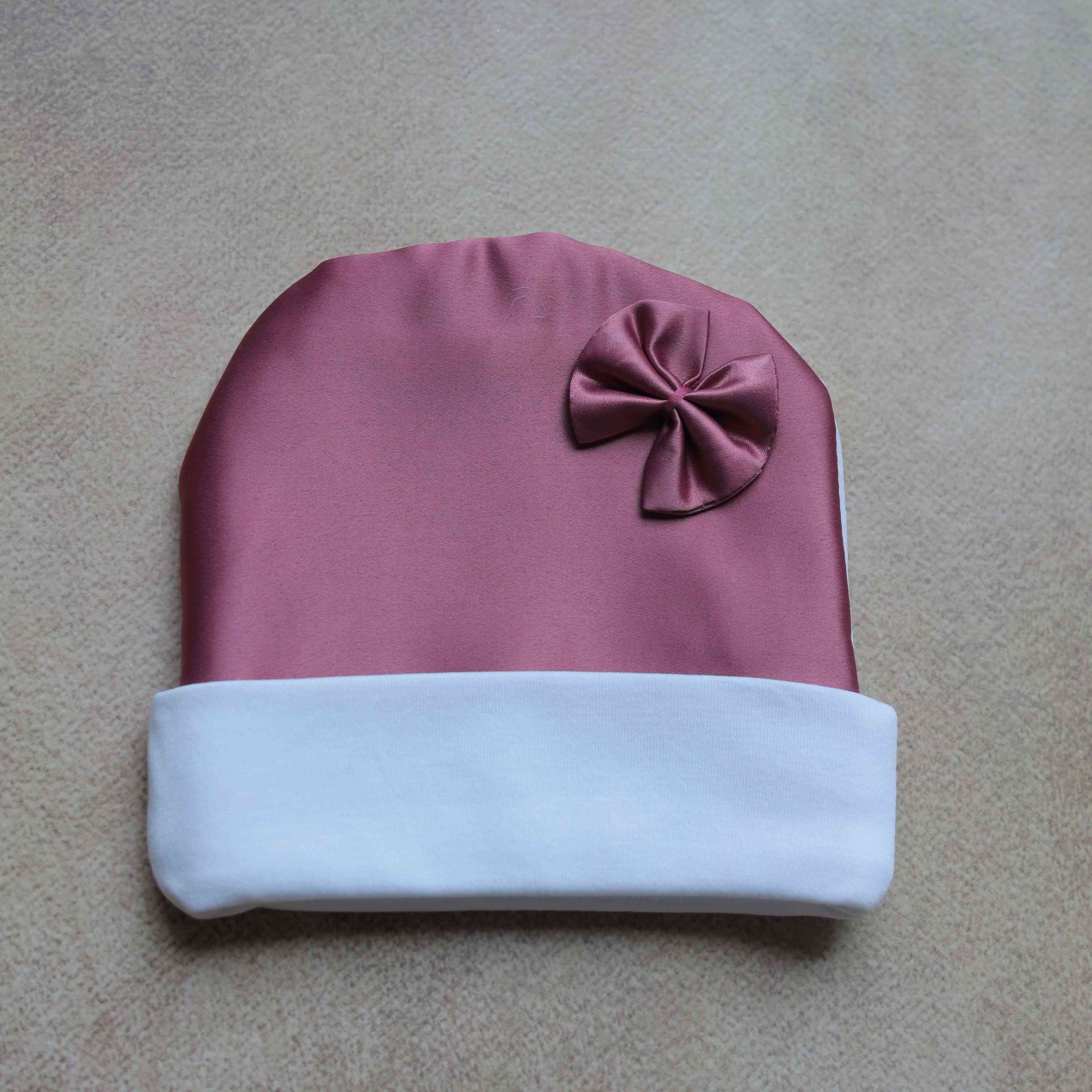 Dusky Rose Hug Baby Drape