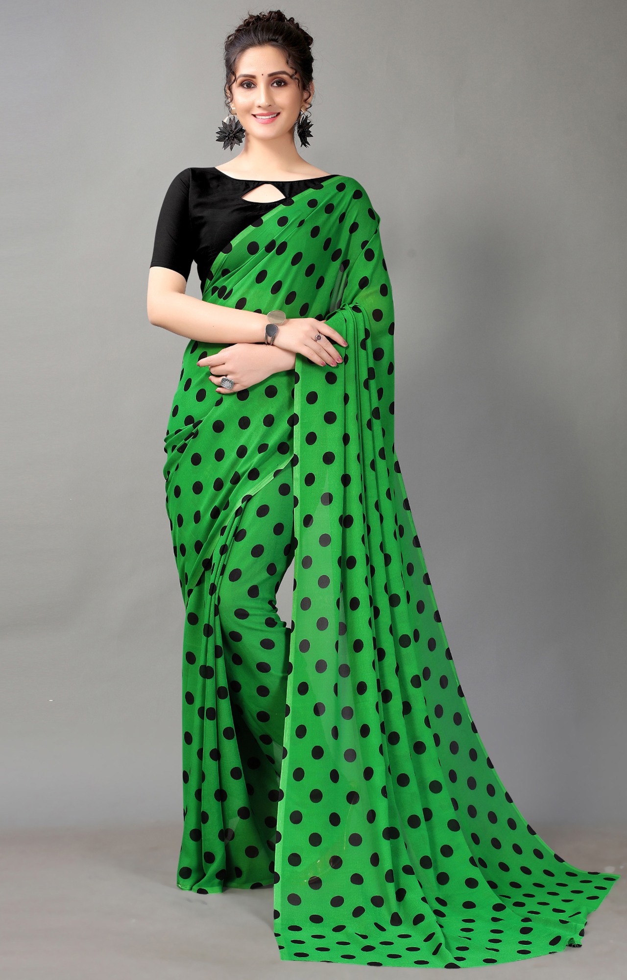 Women's Green Poly Georgette Polka Dot/Geometric Print Saree-HAL23RYN00043GRN