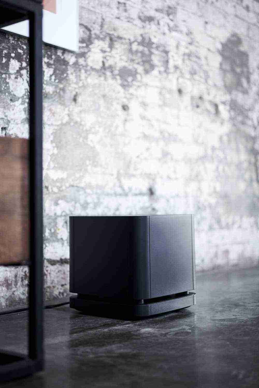 مضخم صوت جهير لاسلكي Bose Bass Module 500 لمكبرات الصوت الشريطية 10