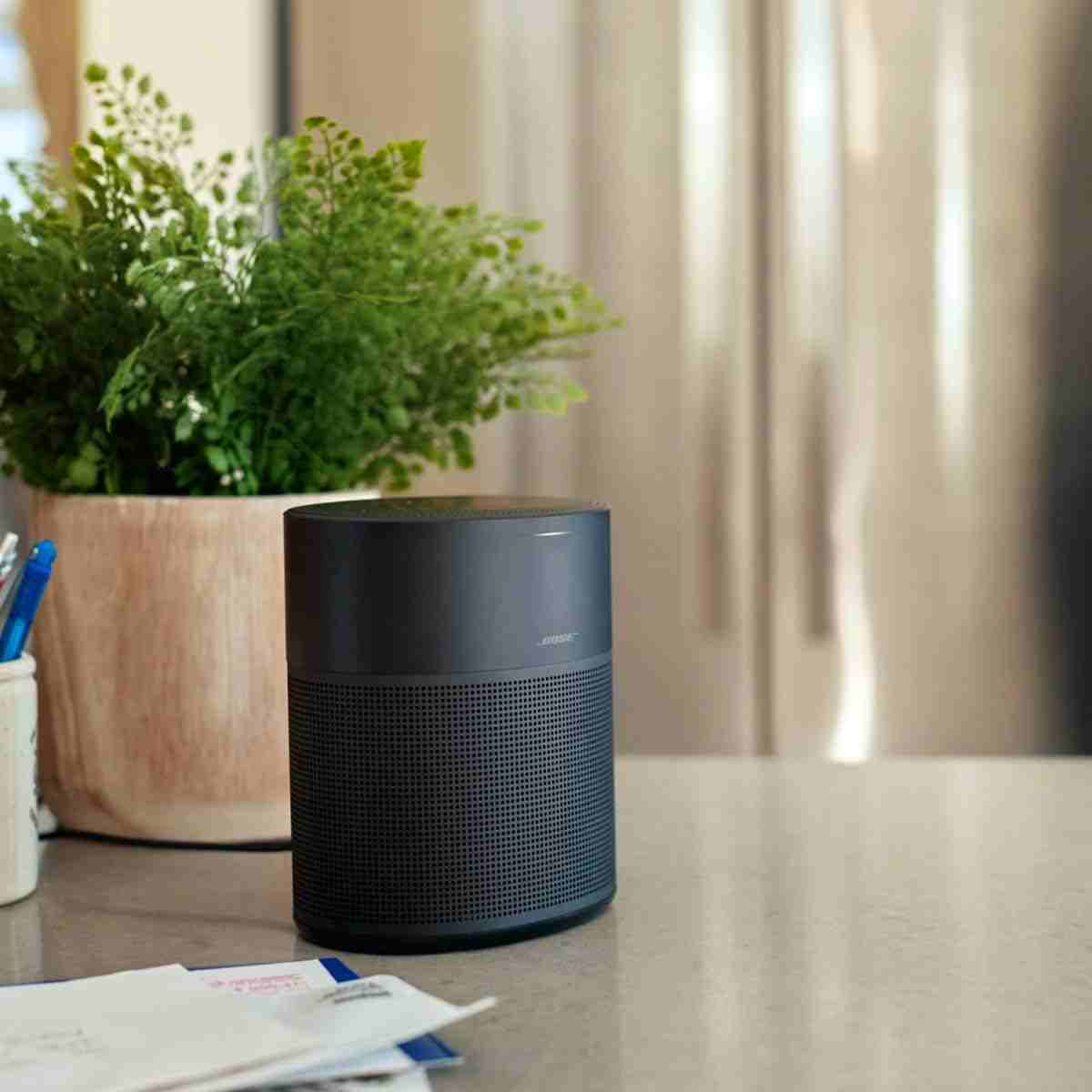 Bose Home Speaker 300 Smart Wi-Fi & Bluetooth Speaker with Alexa & Google Assistant - Black 5