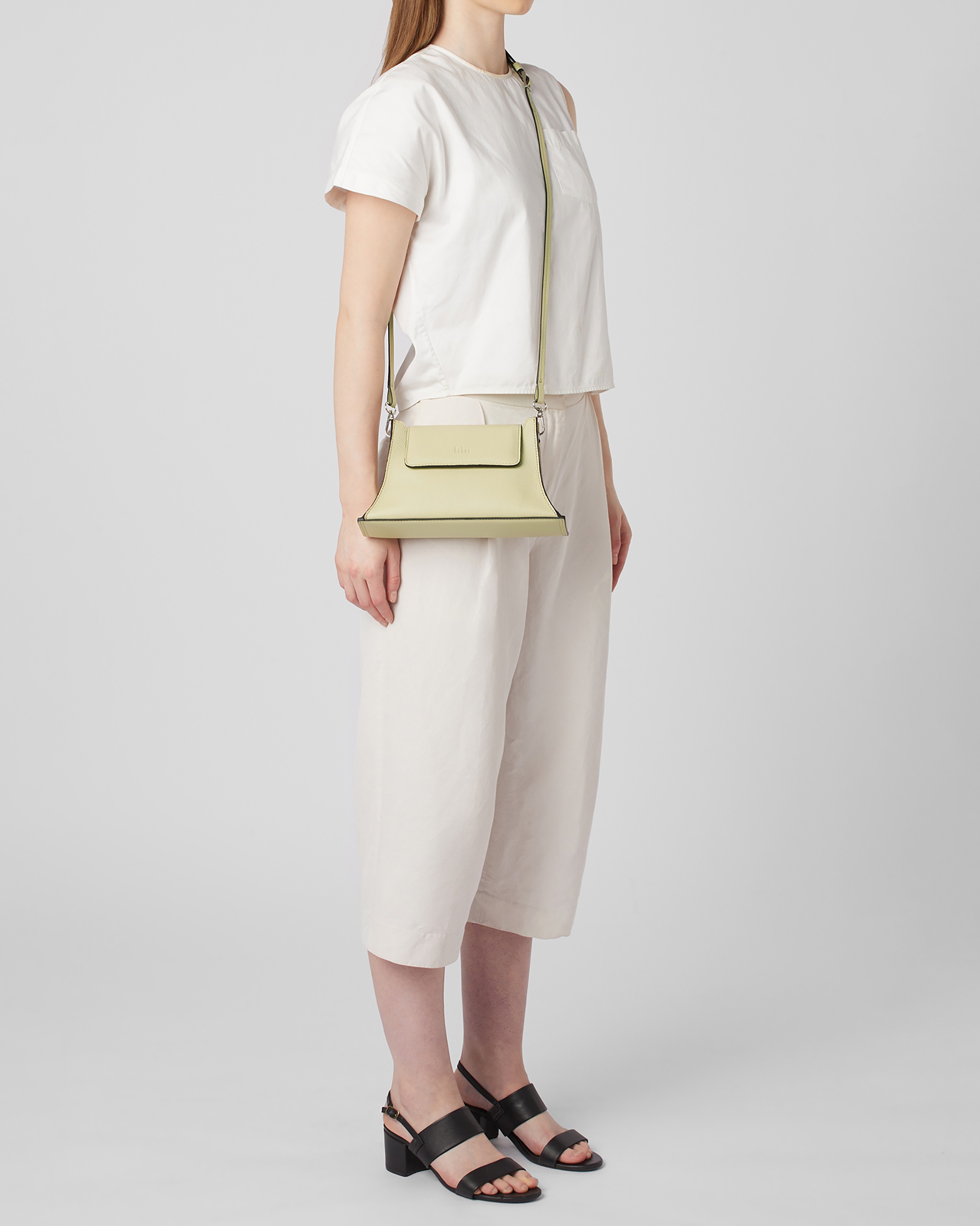 Winnie Mini Crossbody Pebble Mojave