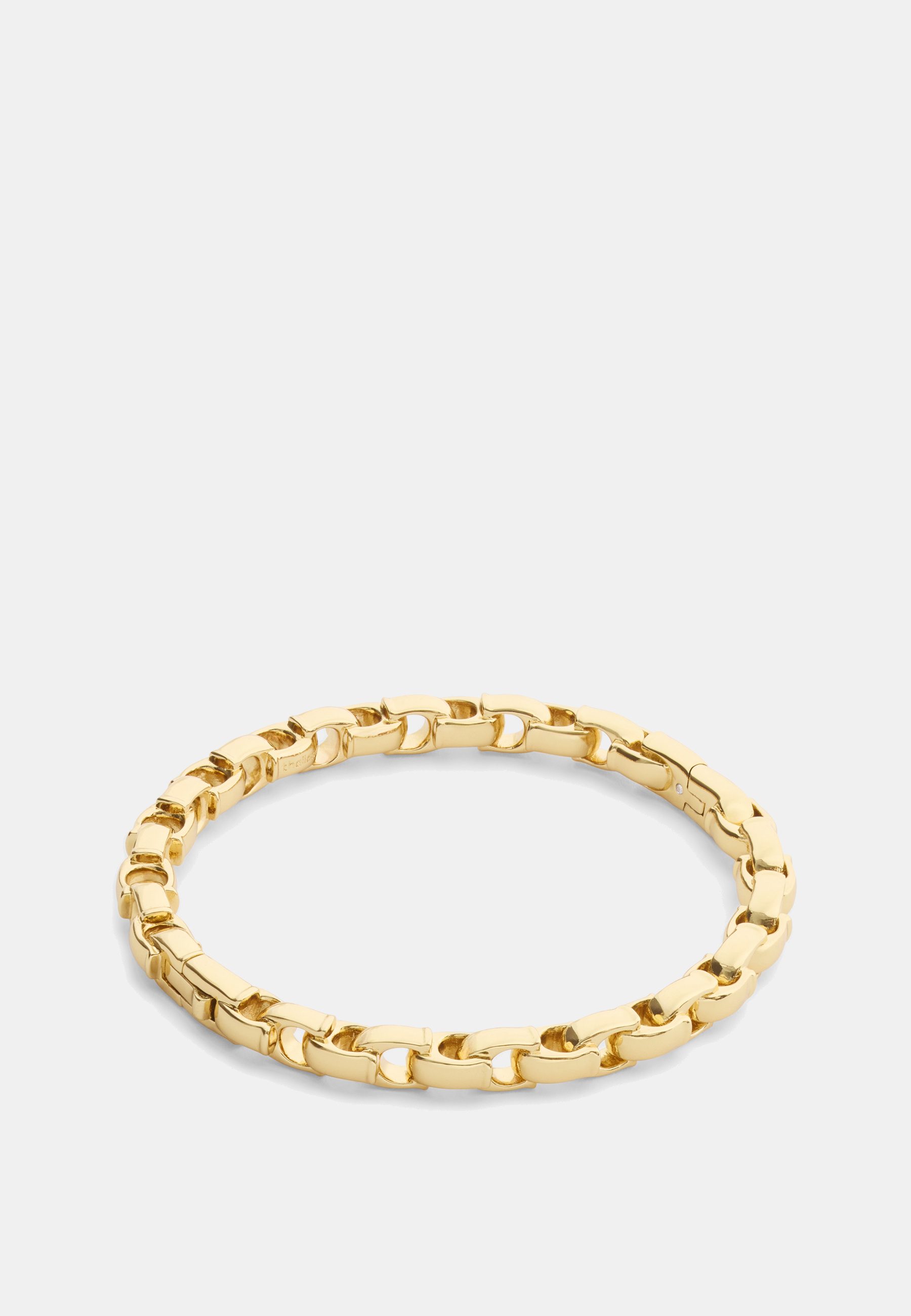 Signature C Hinged Bangle