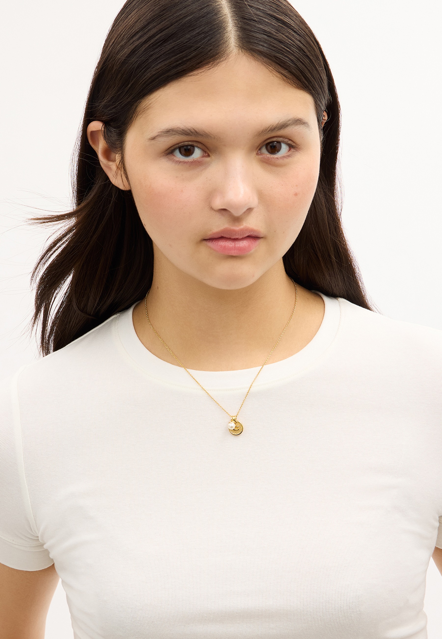 Textured C Pearl Pendant Necklace