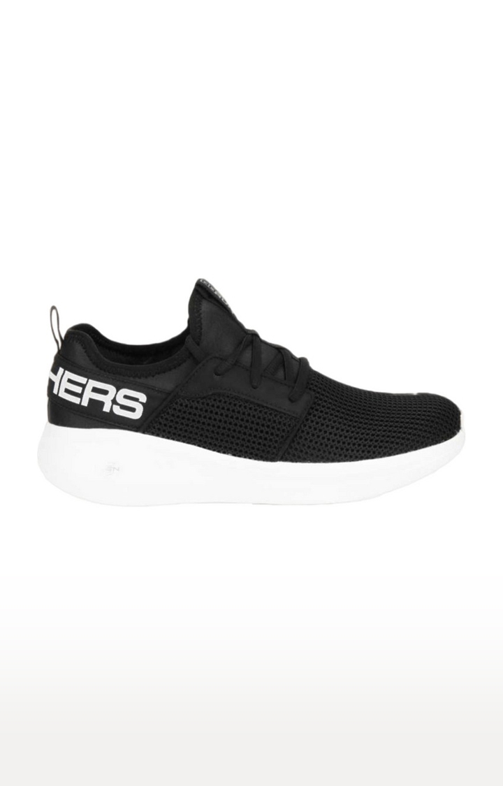 Skechers | Skechers Girl's Go Run Fast-Valor Black/White Track and Field Shoes_15103-BKW 2