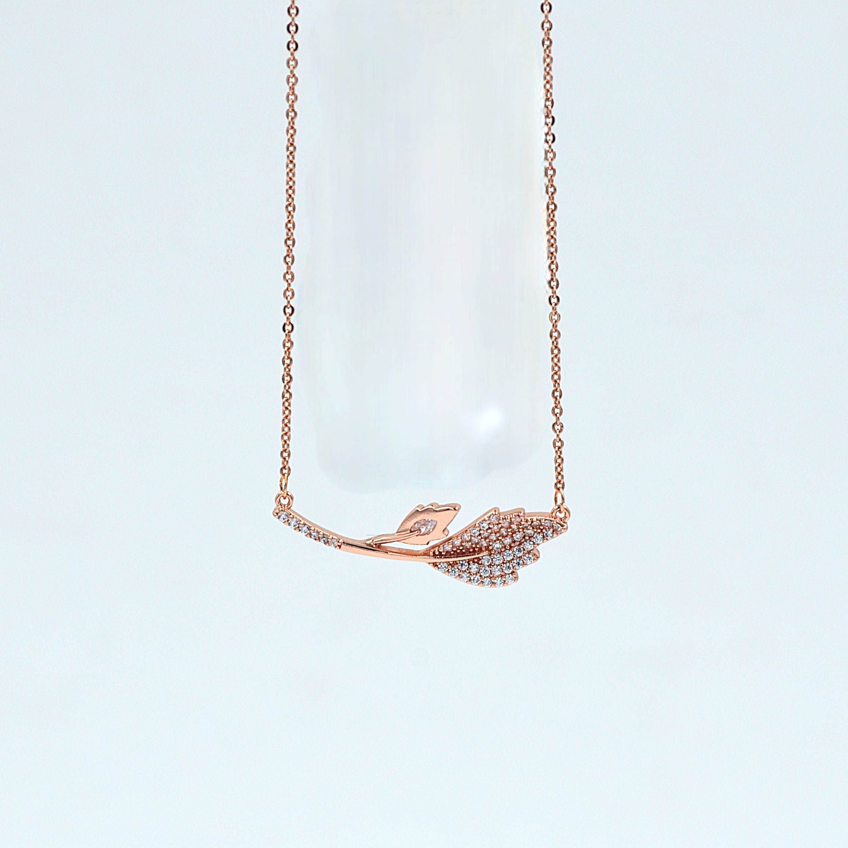 The Nila Rose Gold Leaf Design Stone Studded Chain