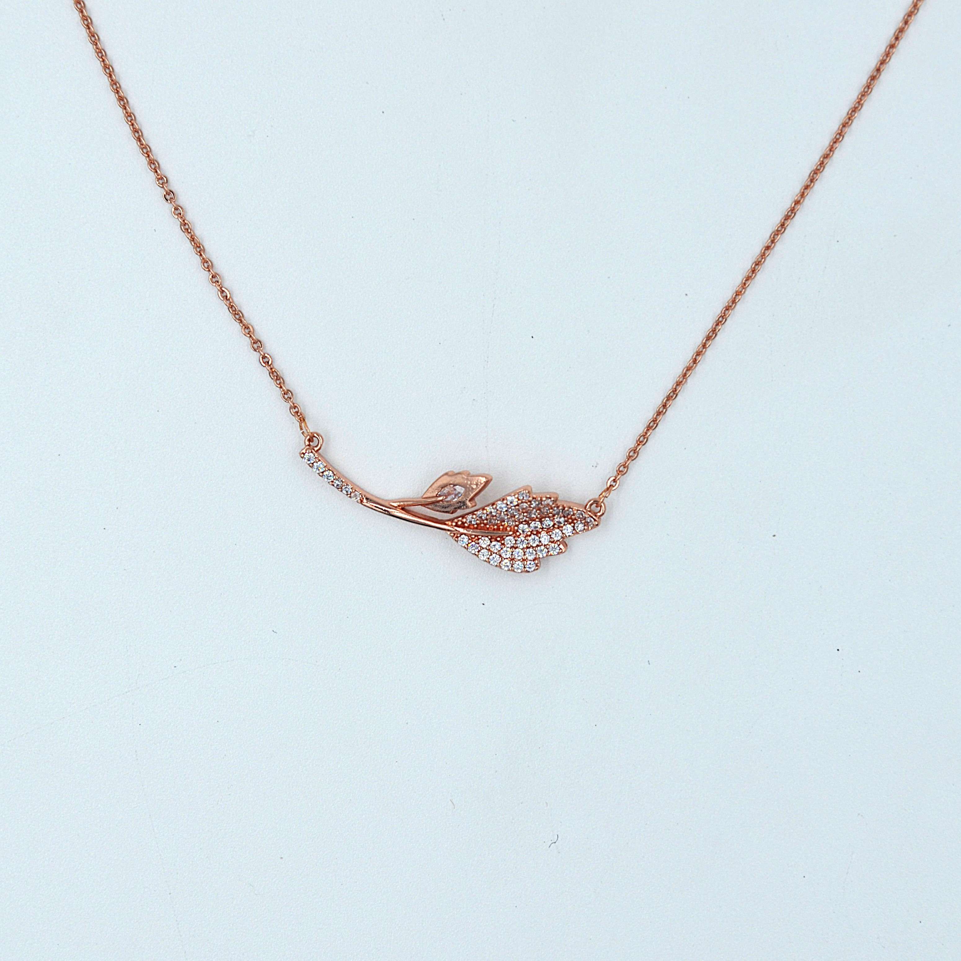 The Nila Rose Gold Leaf Design Stone Studded Chain