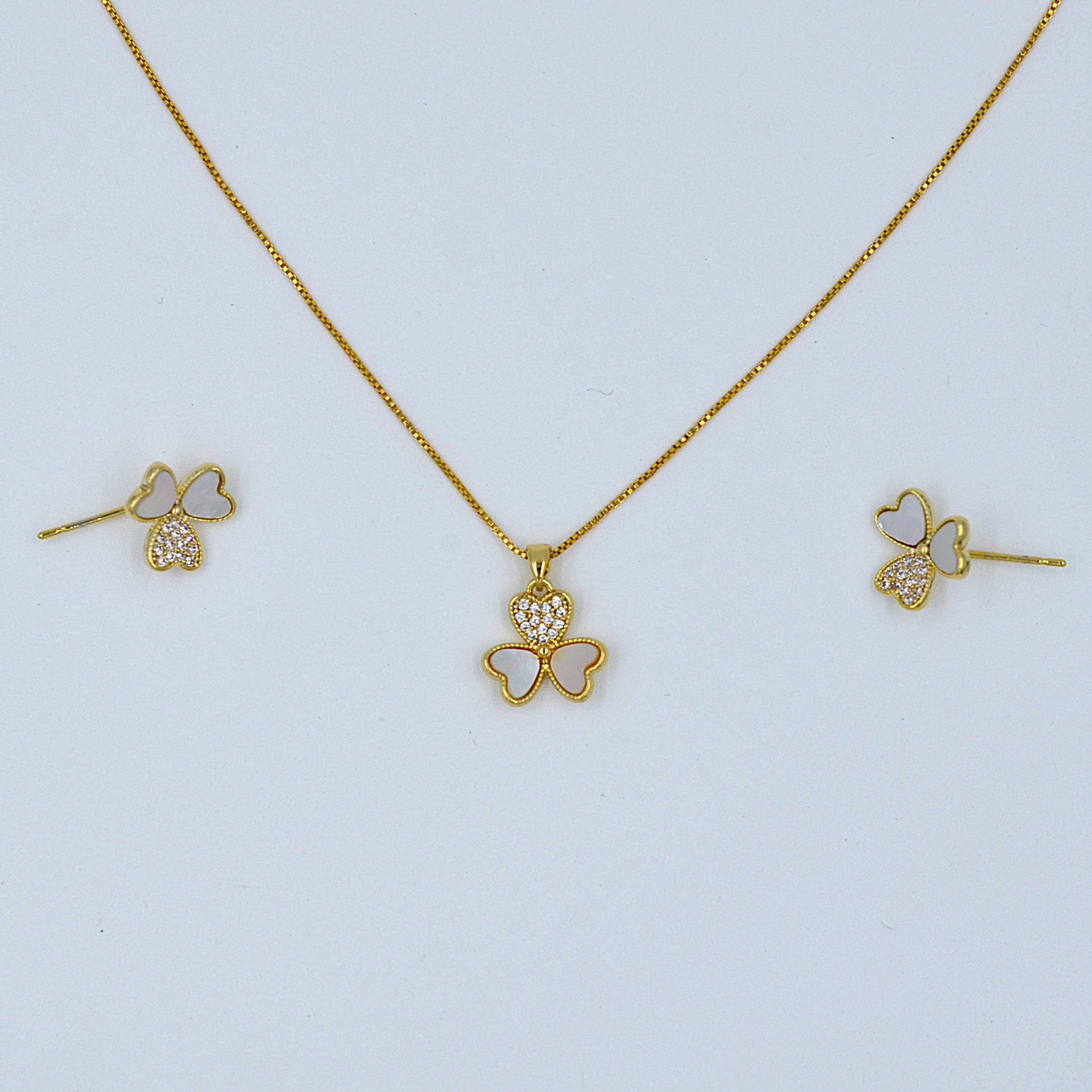 The Nila Gold plated Floral pendant chain with Stud earrings