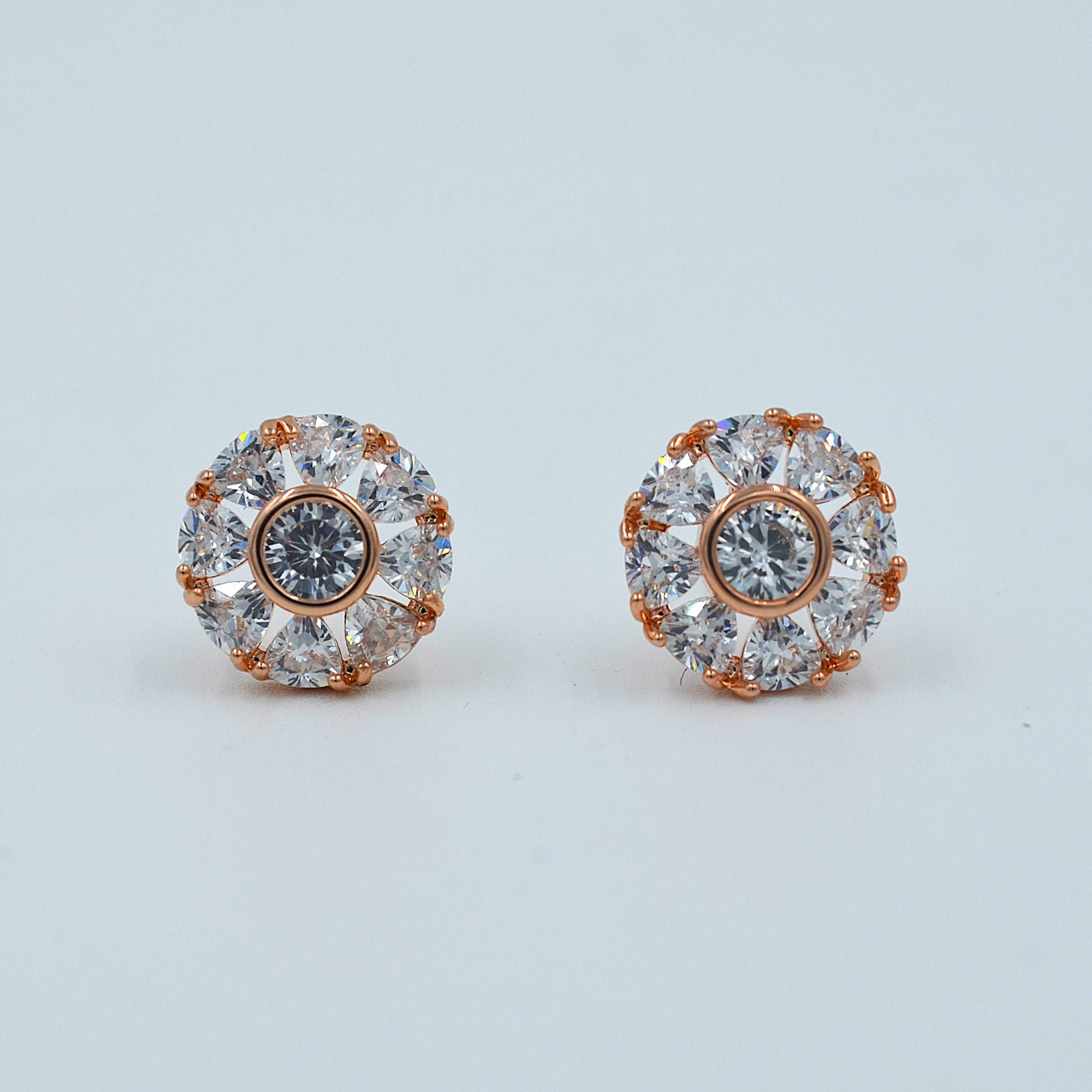 The Nila Rose Gold plated Floral pendant chain with stud earrings