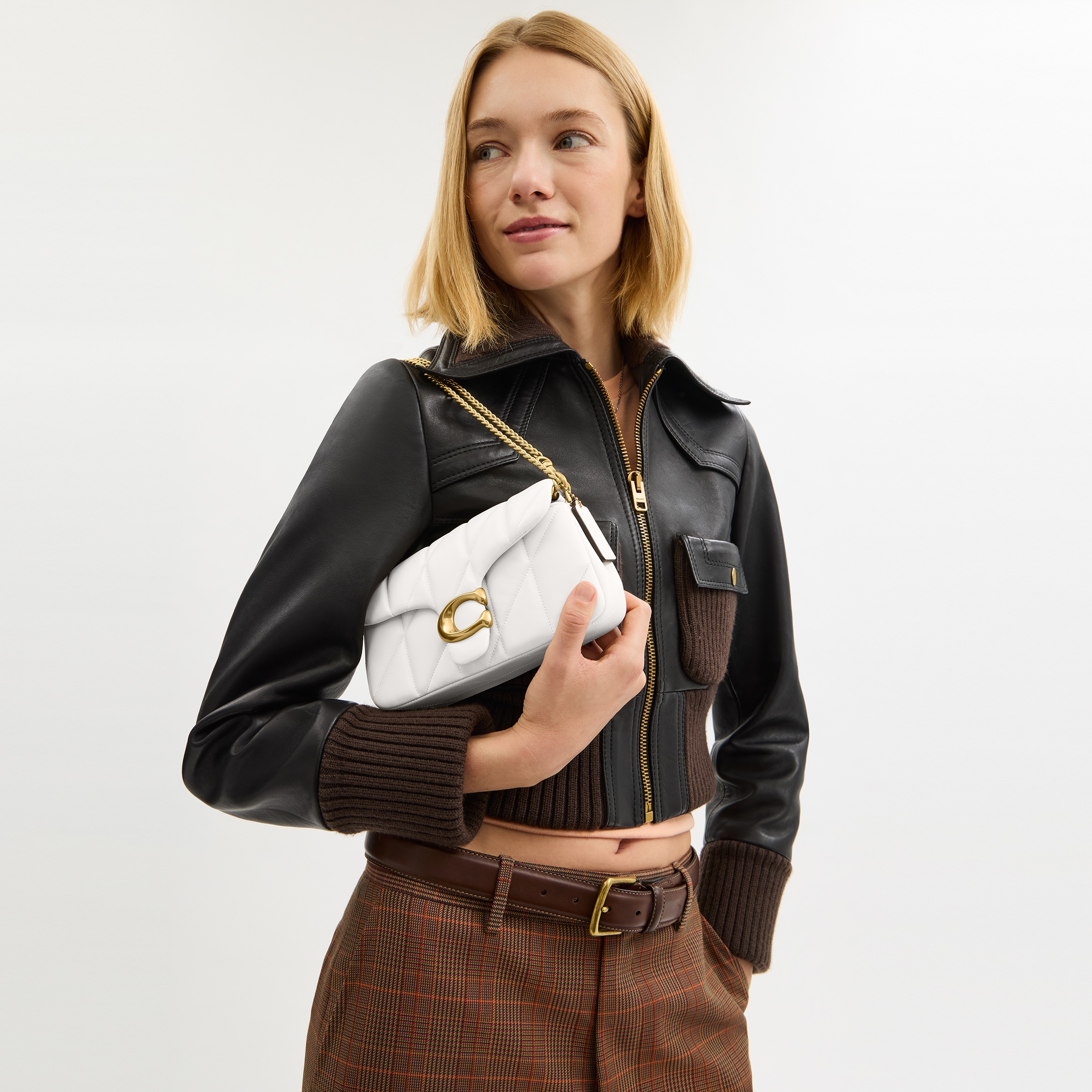 Tabby Chain Crossbody 19 with Quilting