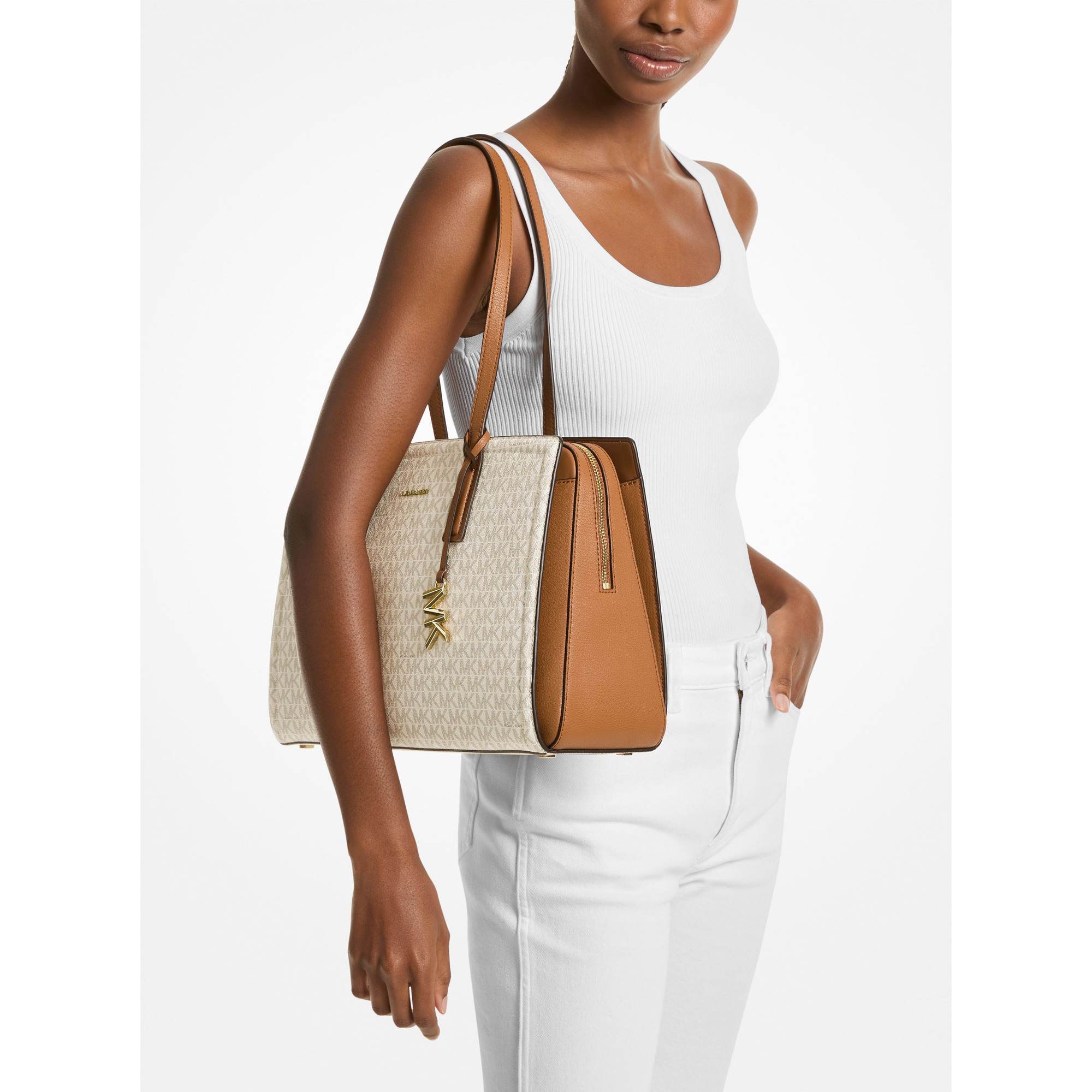 ミエルドアンジュ Laila Medium Signature Logo Tote Bag