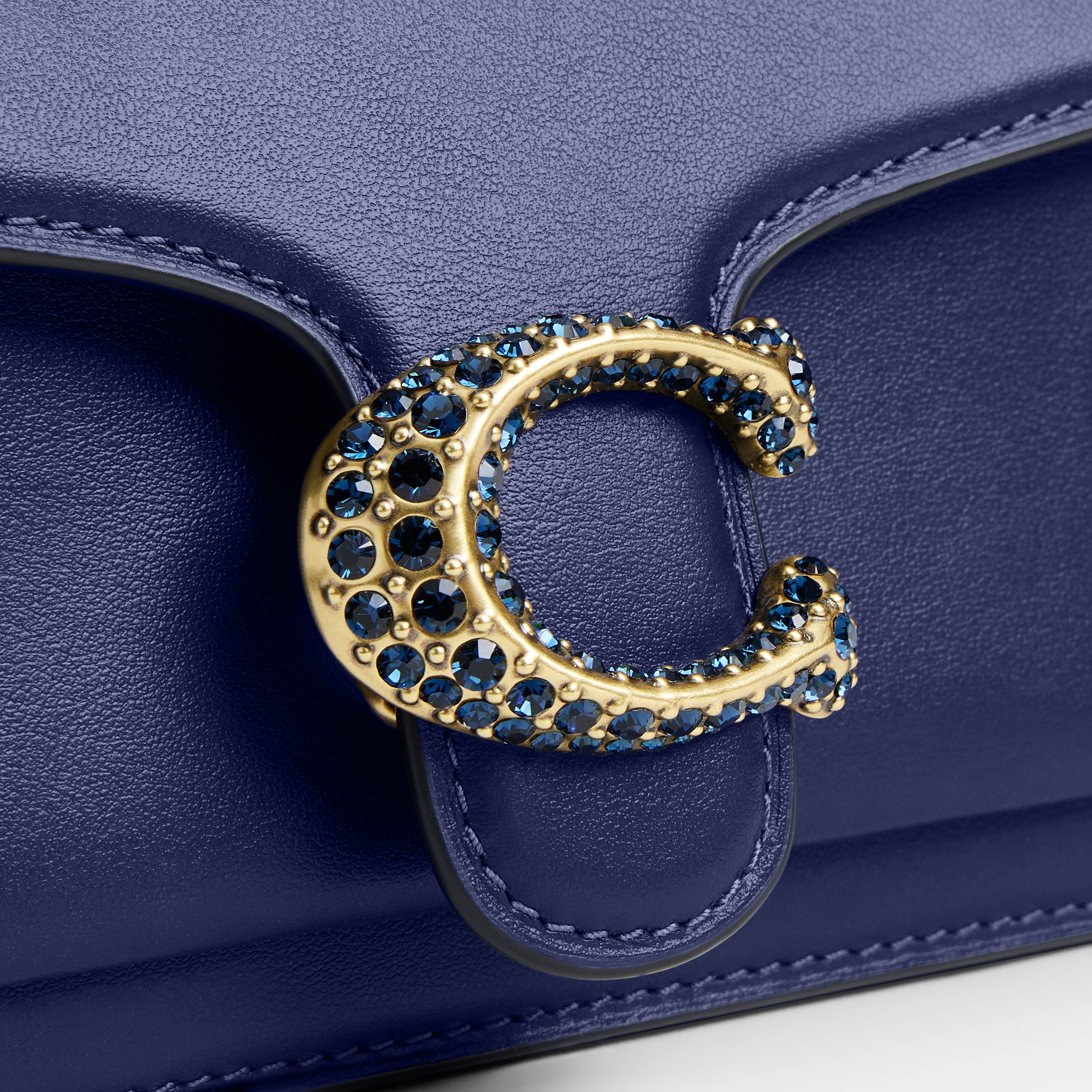 Tabby Chain Crossbody Bag 19