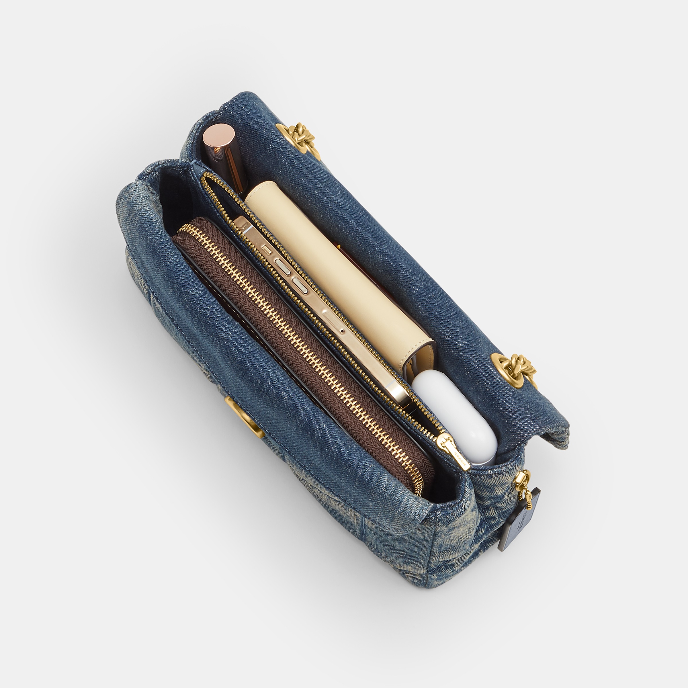 Tabby Shoulder Bag 26 In Regenerative Cotton Denim With Quilting