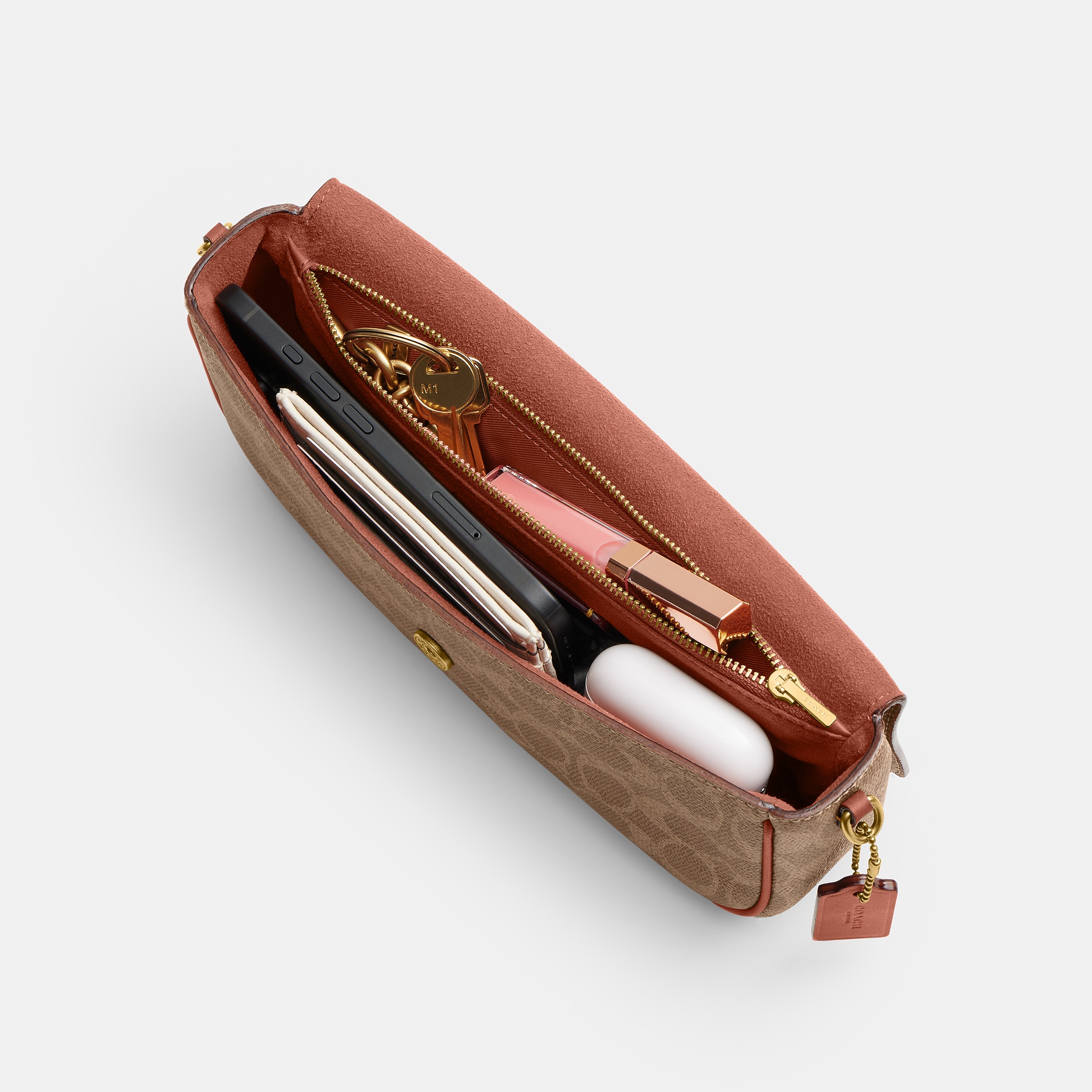 Brook Flap Chain Bag In Signature