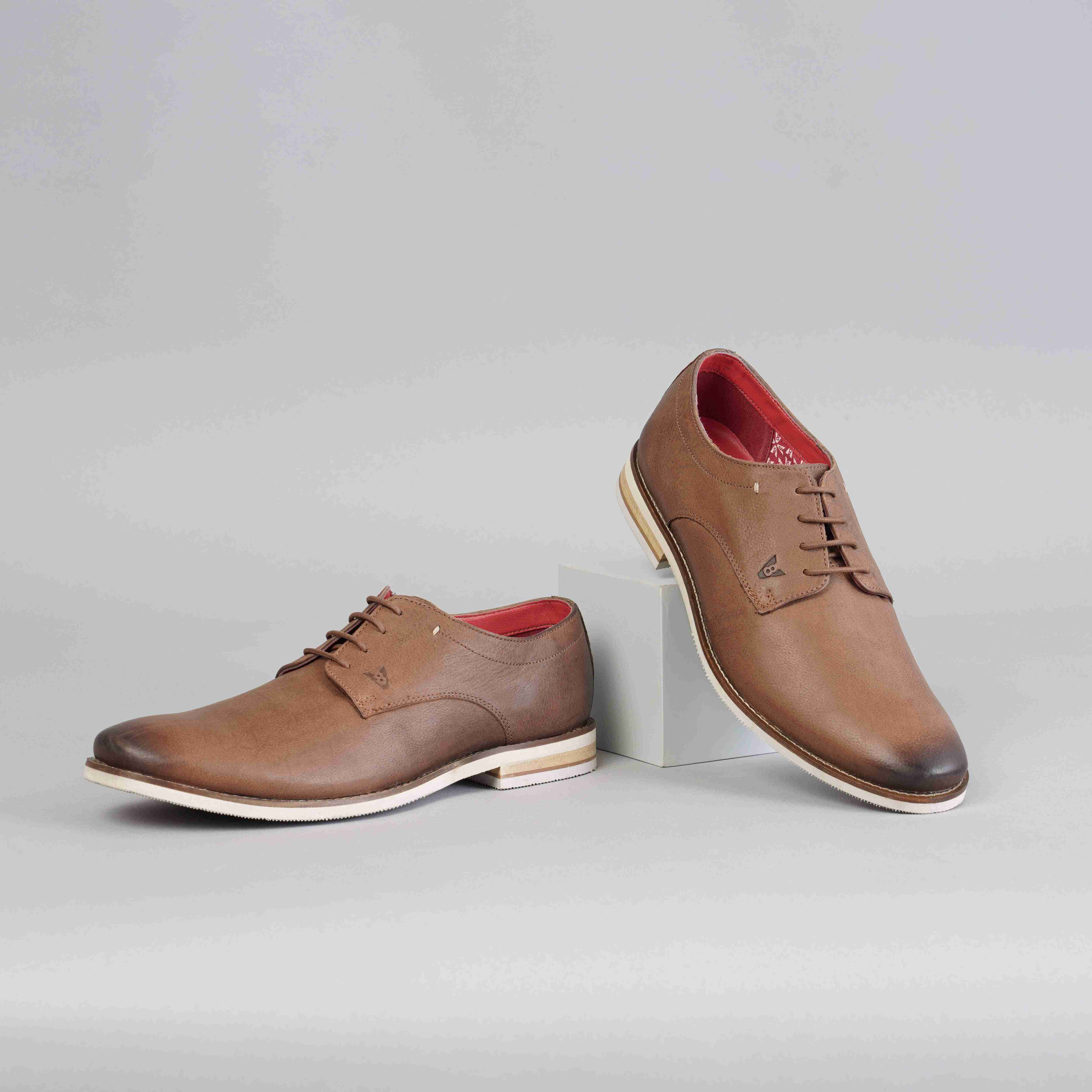 Tan Casual Lace-ups