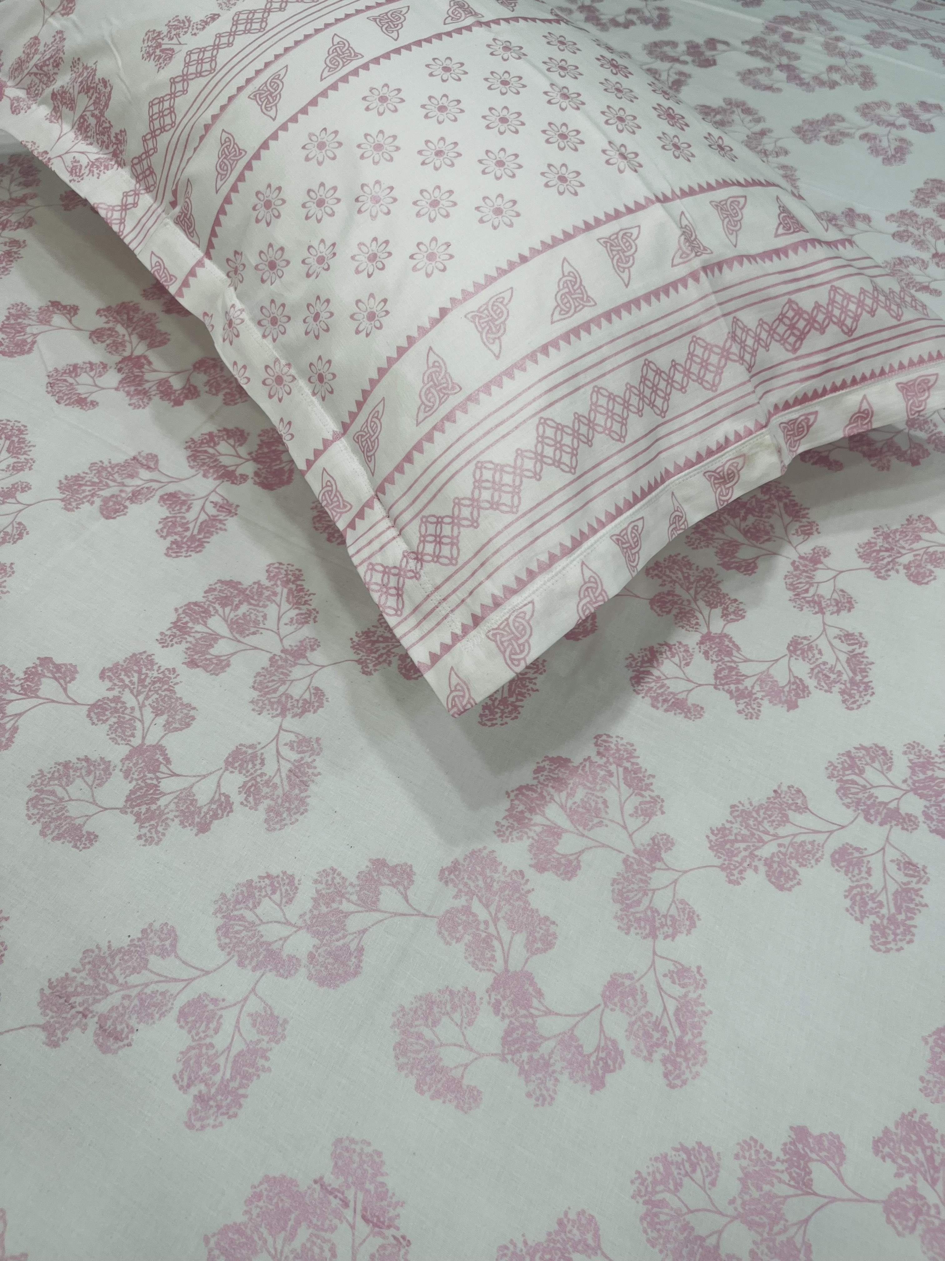 Boria Bistar | Boria Bistar 100% Cotton Twill Satin Pearl Printed Double Bedsheet with 2 Pillowcovers|3