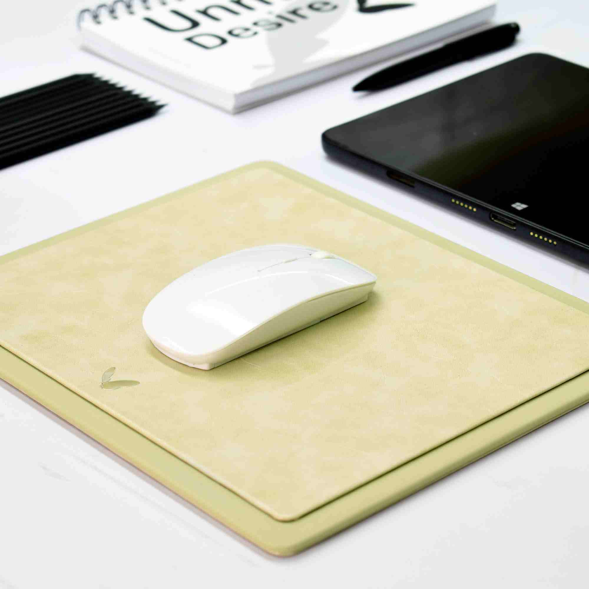 Rectangular Mouse Pad in Faux Leather | Rigid | 11×9 Inches | Moderno | Cream