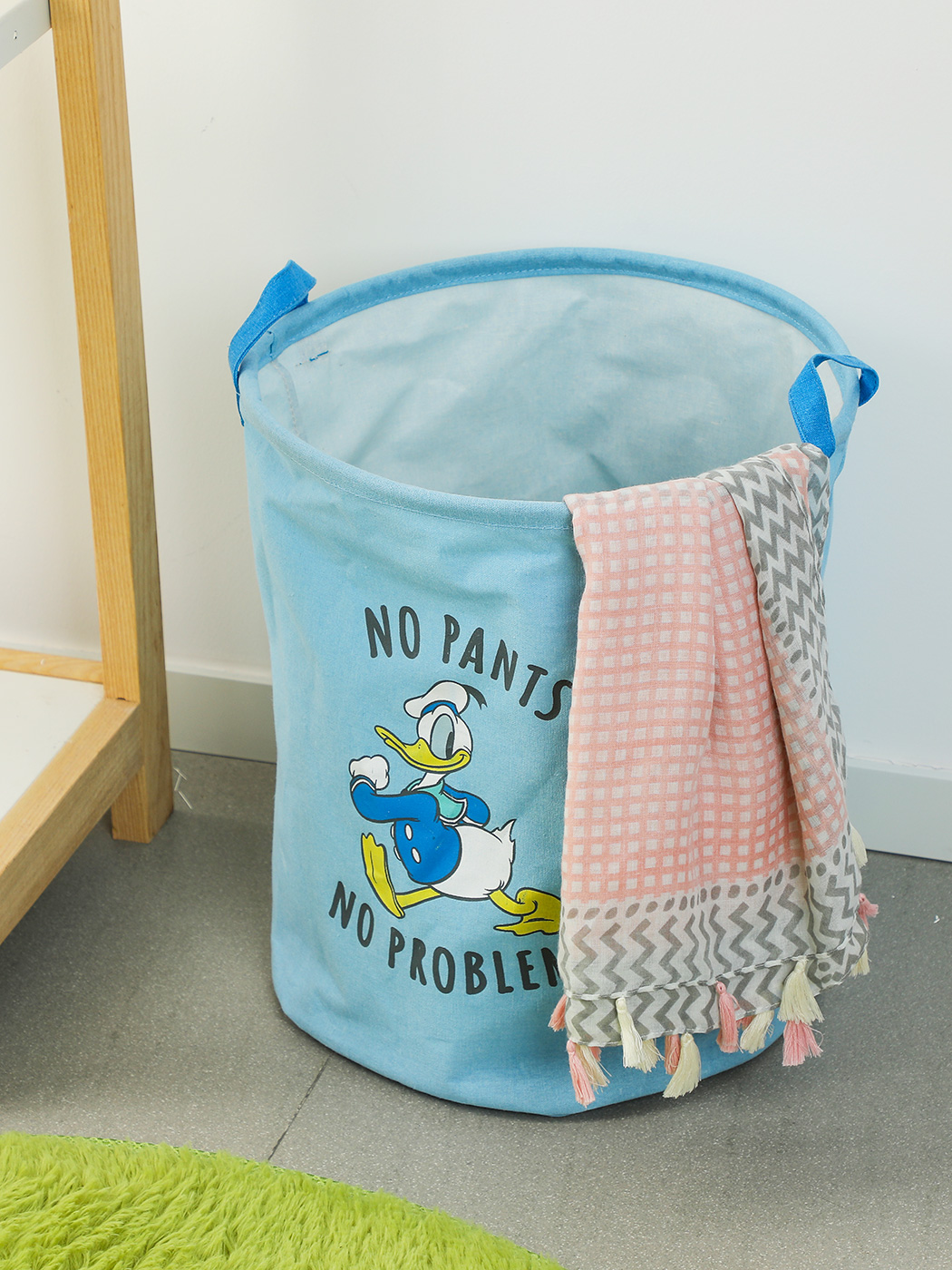 Donald Duck Collection Storage Bucket